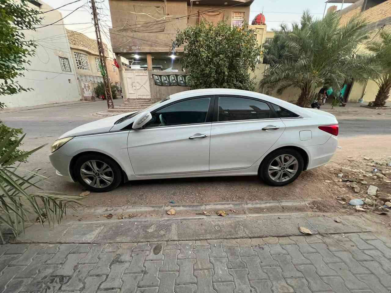 السلام عليكم سوناتا 2013 خليجي مكفوله ماعدا لبنيد مبدل ولاصلي كوري شاده سياره باسمي رقم واسط سياره بل نجف 
موصفاته 
1حساس
2 اشاير بل مري 
3 تحكم استيرن 
4 مكينه 2400
سياره حلوه وجاهزه حداديه مكينه كير مكفولات 
السعر 110 وبيه مجال 
***********
