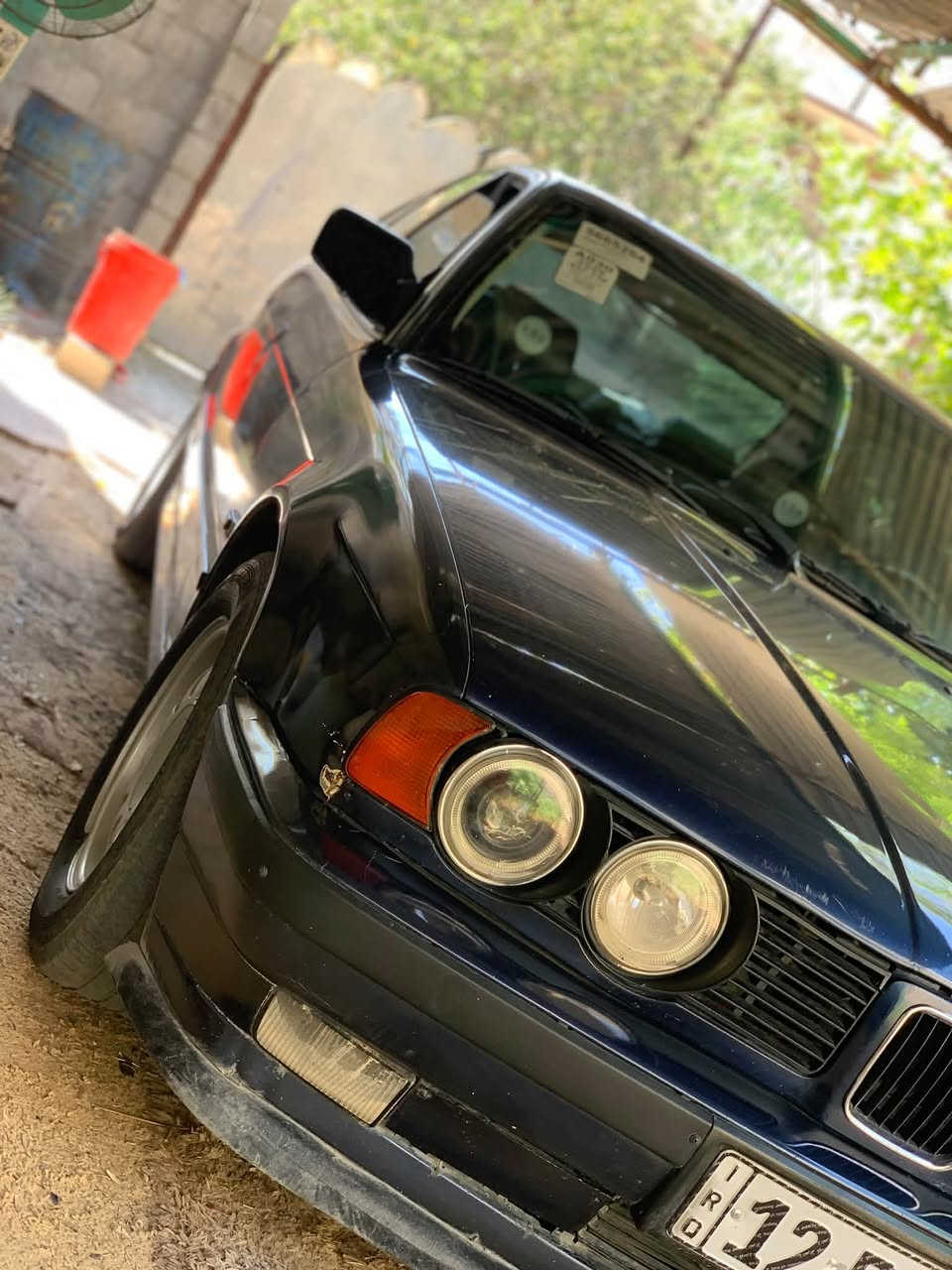 BMW للبيع 520 كير عادي 
تبريد ثلج ❄️
كابون بانزين بيها
باسمي سنويه جديده 
وايرمنيه كلها شرط وشغاله
داخل جلد 
لايتات زنون اصلي
سعر 42 بيها مجال 
موصل حي الوحده قرب جامع الصابرين
***********
