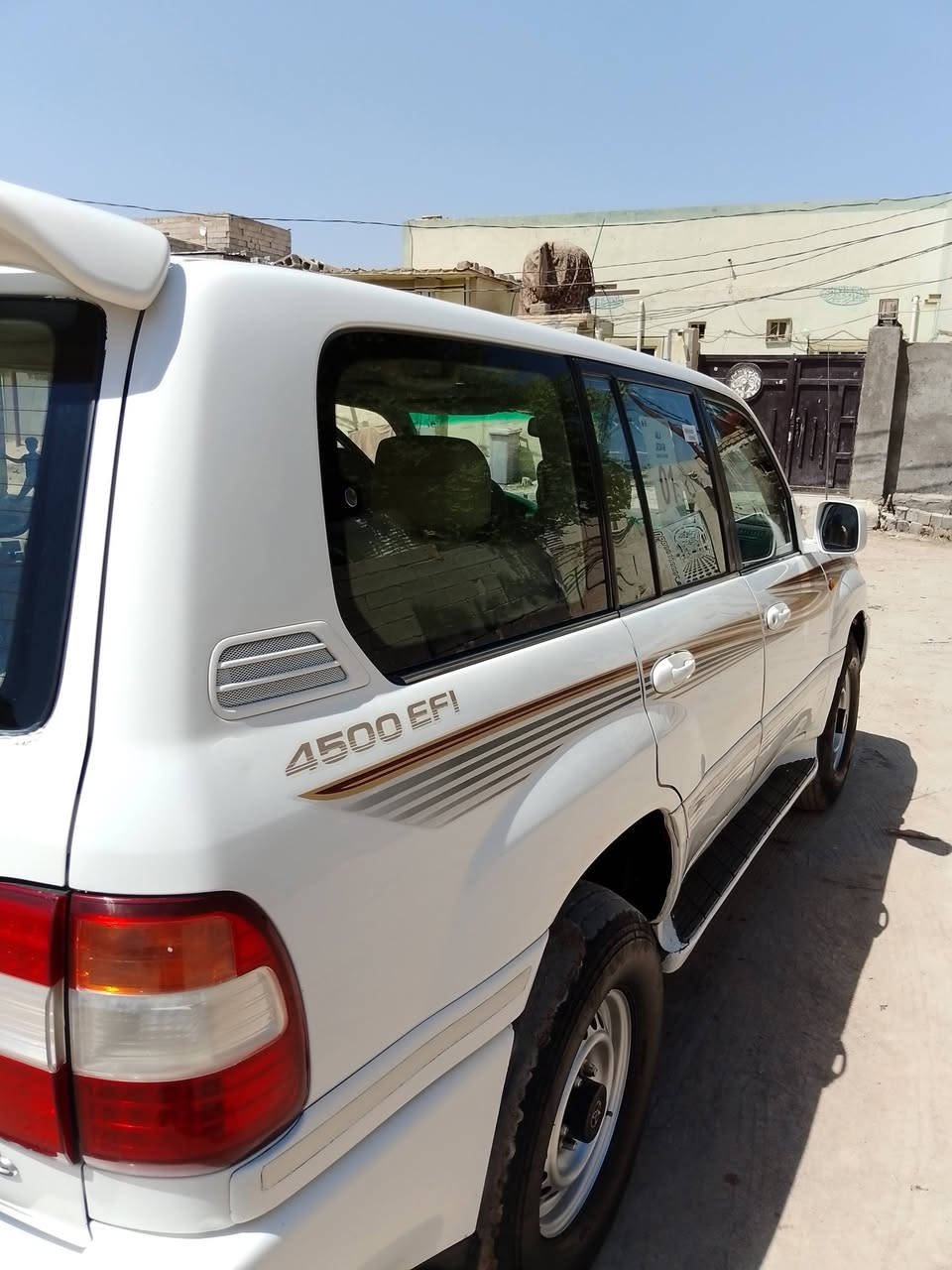 سلام عليكم لاندكروزر مونيكا 2004 GX.R
فول مواصفات واحد على واحد سياره جديده وضع الشركة جديده معنه الكلمه كير مكينه حداديه تبريد لو كير دفلوك كله على الشرط تخم تاير بالون ويل 17 اصلي دبل تانكي كير اوتوماتيك فتحه سقف تفلوك ثلاجه السياره فول مواصفات للأخير رقم اربيل تريد مداور تريد وكاله مكفوله من ضربه وكص والعيب الشرعي ماعده بيها صبغ قلييل مكان السياره نجف السعر 145$

الرقم ***********
