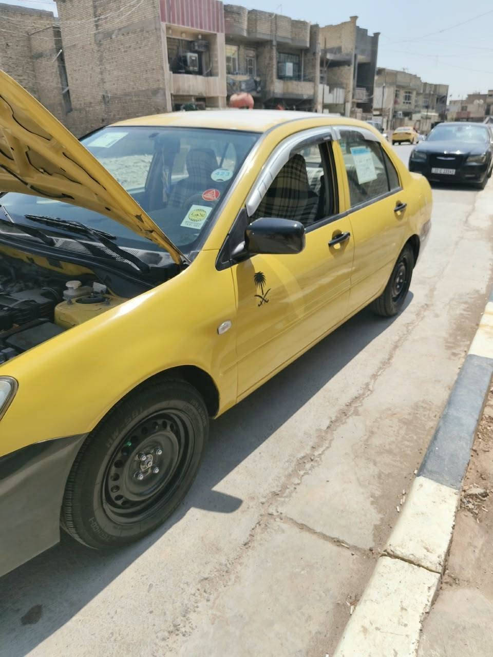 سلام عليكم لانسر 2010 للبيع رقم  دولي بغداد بسمي مكينه 1500 كير اتو صدر تخم تاير باتري كله جديد تبريد ثلج كهربايات شغاله  صبغ صفحتين  السعر ٦٥ وبيه مجال 
رقم الهاتف *********** 
بغداد البلديات
