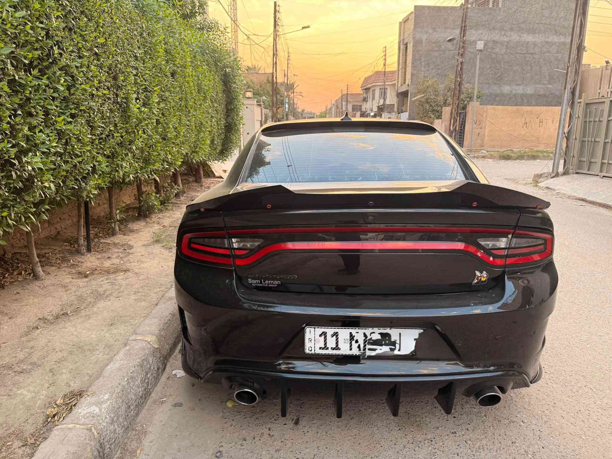 جارجر سكات 2022 امريكي SRT
مواصفات معروفه فول عدى الفتحه 

مكينه 6400    ماشيه 19mil 

مكينه كير ( كفاله )

بيه صبغ  (2) موضح صور الحادث ( 1) كلير من امريكا 

سياره (بلاديه )على وضع الشركه لا برمجه و له طلقات الحجر بيه موجود( بلادي )

سعر( 189 )بي مجال حك الجيه 

مكان السياره بغداد 

الاستفسار ***********
