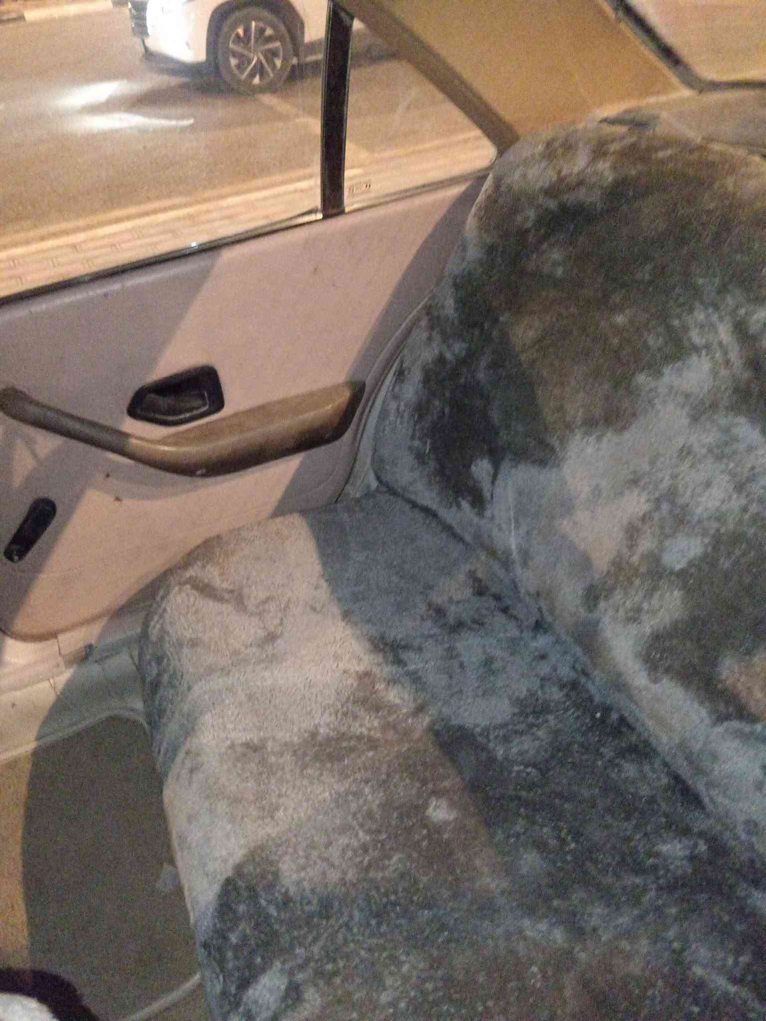 سلام عليكم بيجو ٤٠٥ مديل ٢٠١٠ سياره نضيفه مكينه وكير جديد تخم تاير جديد السعر ٢٥ مجال قليل مكان السياره كربلاء التفاصيل على الموبايل *********** او واتساب
