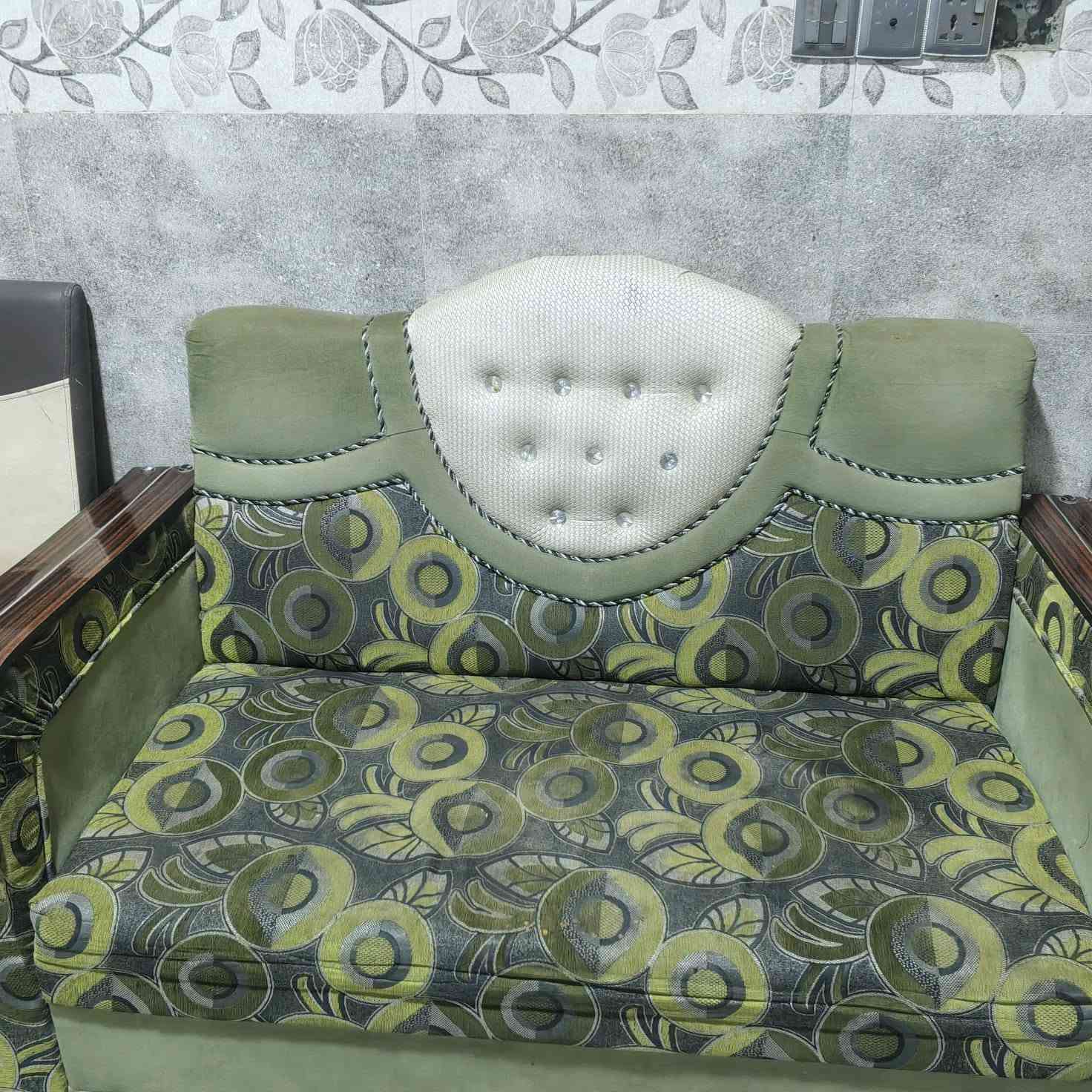 ديوان • نضيف • سبع قطع