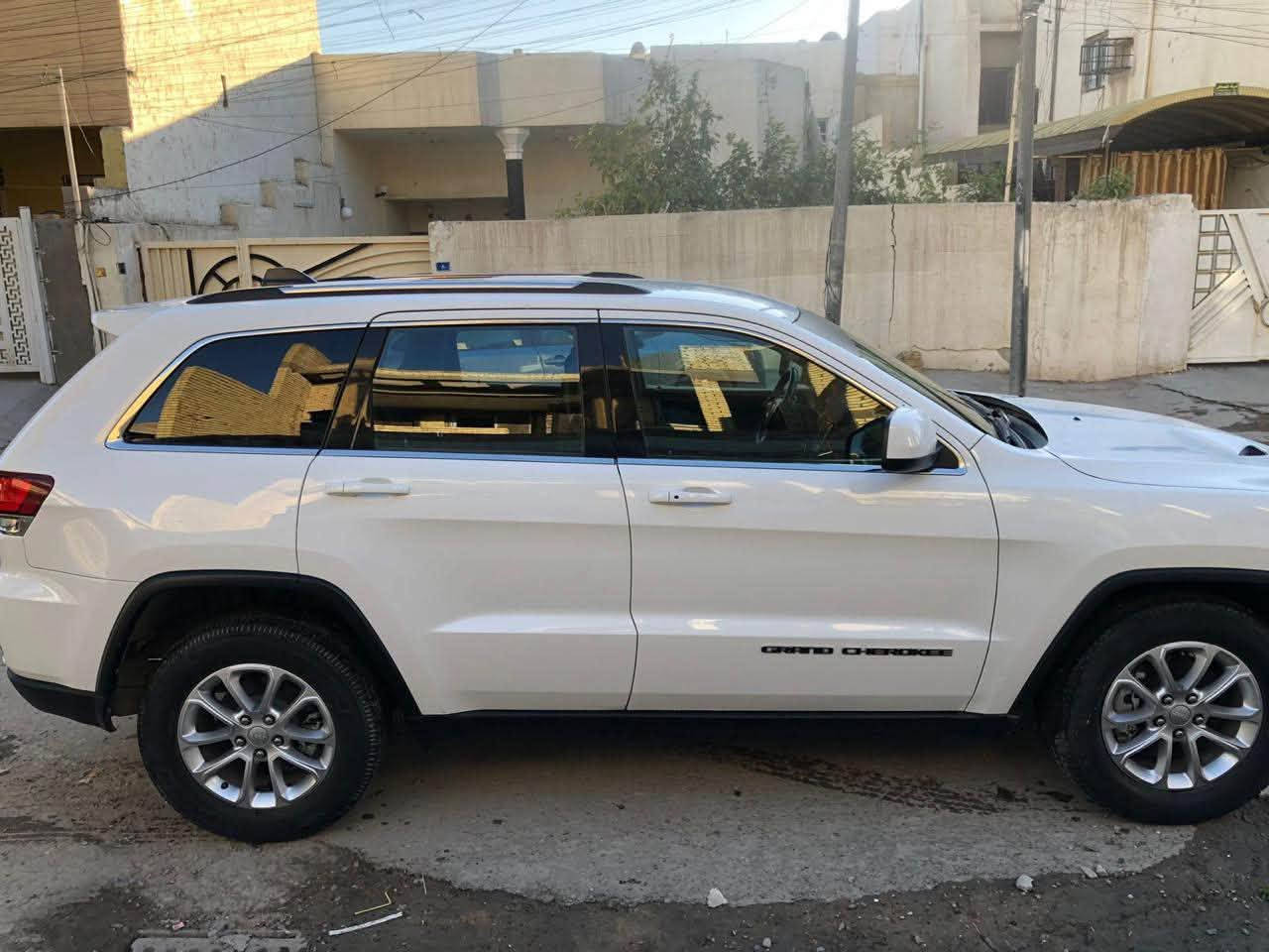 جراند شيروكي لاريدو • ٢٠٢١ • بغداد باسمي