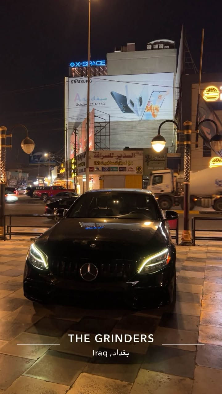 السلام عليكم للبيع مرسيدس C300 موديل 2021
فول مواصفات
كيجات ديجتل 
جنطه كهرباء 
رادارات نقطه عمياء
رادار امامي توقف ذاتي
تو ويل (اكسل)
كت AMG 
وياله AMG
كشنات تدفئه وخزن وضعيات
ستيرن كهرباء
الممشى 58 
السيارة مسويله صيانه كامله من حدادية وفيول بمب
حادث السيارة فقط دعامية امامية مكسوره وتكحيل فوك الايت ايرباك ستيرن وبرده فقط ومرجع سستم
وجايه من امريكا بيه 3 قطع كلير فقط بدون حادث او تعديل 
السعر 238 ورقه ومكان السيارة بغداد ***********
