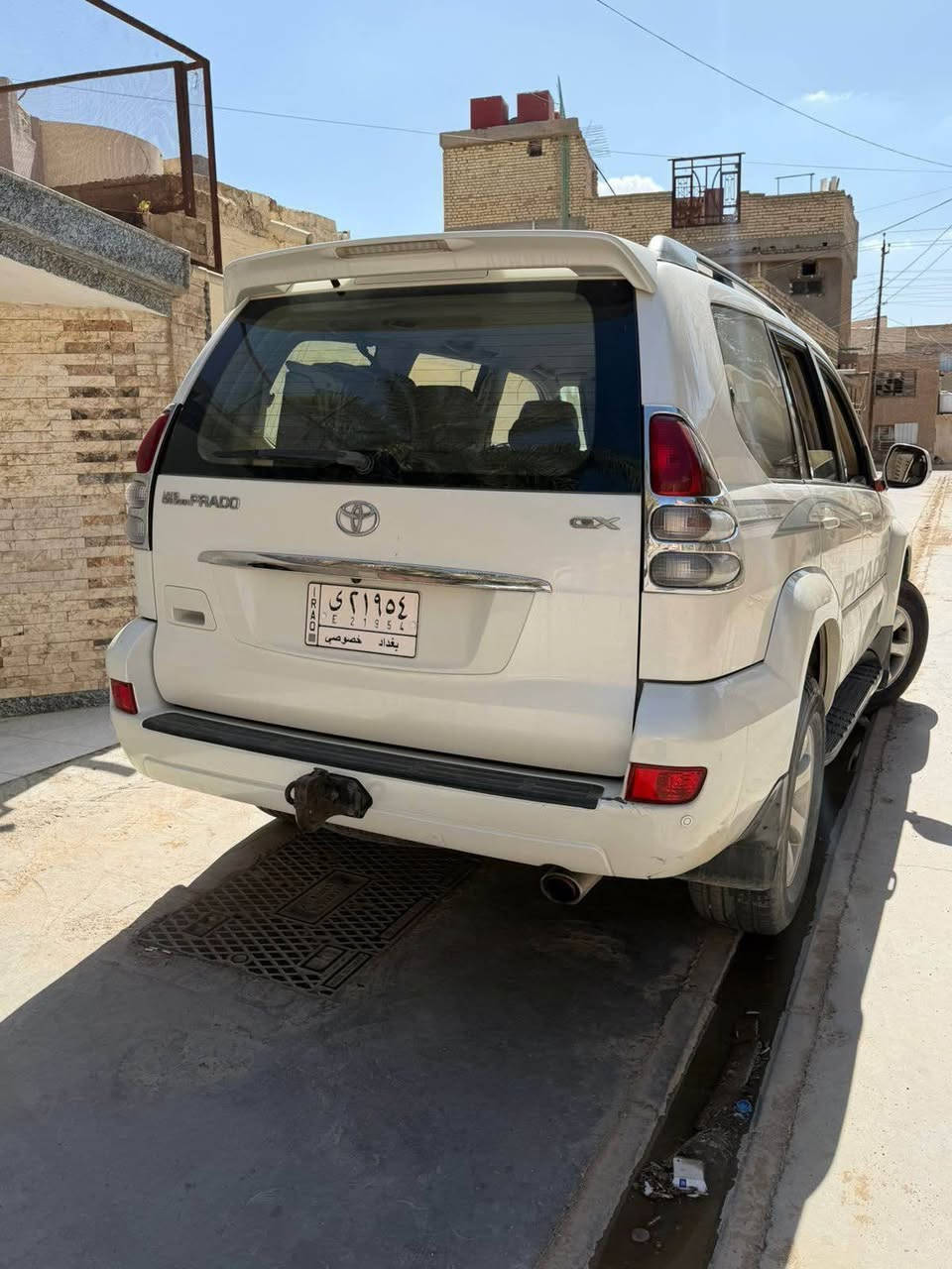 برادو GX للبيع 
ماشية 139 
مكفولة من الصبغ فقط الدعامية 
وكير ومكينة مكفولات 
7 راكب 
4 سلندر 
السعر 170$ وبيها مجال 
مكان السيارة الصويرة 

للتواصل *********** الصويرة, واسط
