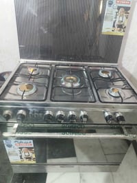 طباخ • ٤/٥ عيون • نظيف