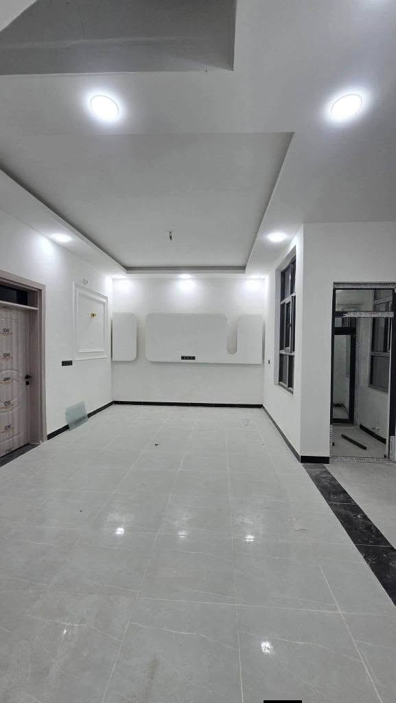 بيت للبيع
⭕️(طابو زراعي سند 25 داخل مجمع الروان شارع 15طابقين)
الطابق الاول 
⭕️غرفتين نوم 
⭕️استقبال
⭕️صاله  
⭕️  مطبخ 
⭕️ مجاميع صحيه داخل وخارج
⭕️ طارمه
———————————— 
⭕️ الطابق الثاني 
⚜️ غرفتين نوم سويت
⚜️صالة 
⚜️مجاميع صحية  
ــــــــــــــــــــــــــــــــــــــــــــــــ

مراسلةالصفحه او 
***********
*********** يوجد واتساب ديوانية, القادسية
