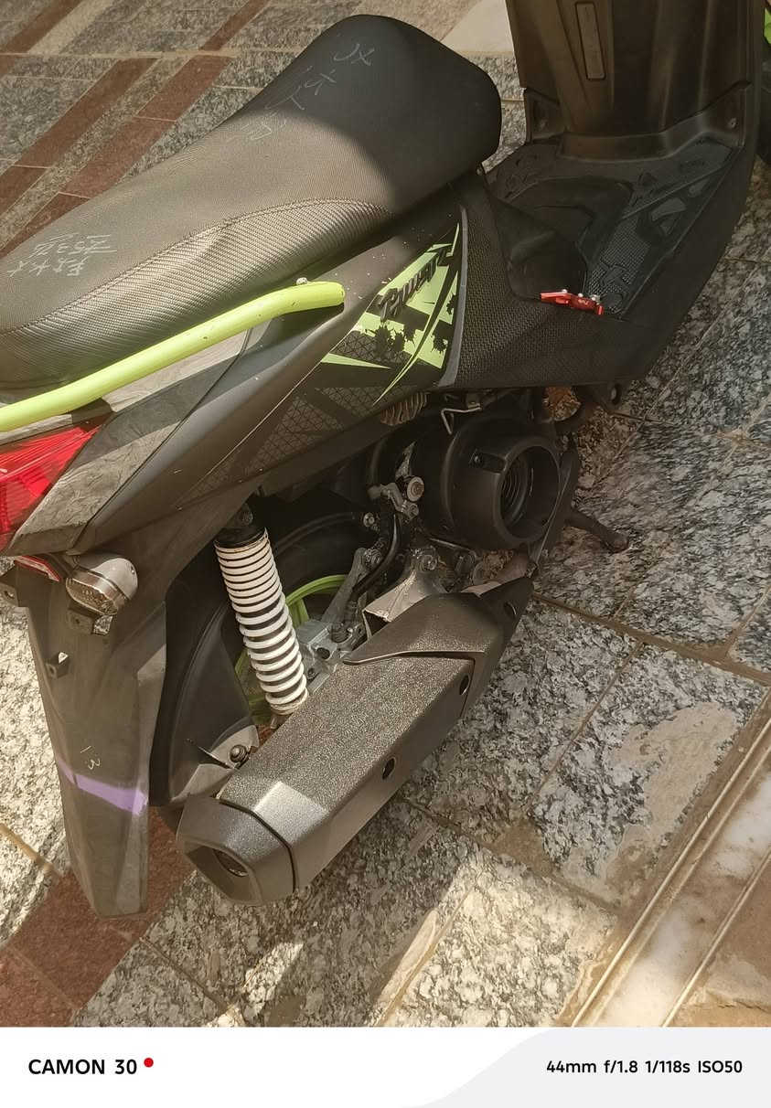 سكنس جبلي حديثه مكفوله شلعه ومعدل بدون نقص
مكان بغداد بلديات سعر ١٩٠٠ شوفهه غاليه عليك اعبر المنشور بدون مراوس بيع فقط شراي يتصل ***********
