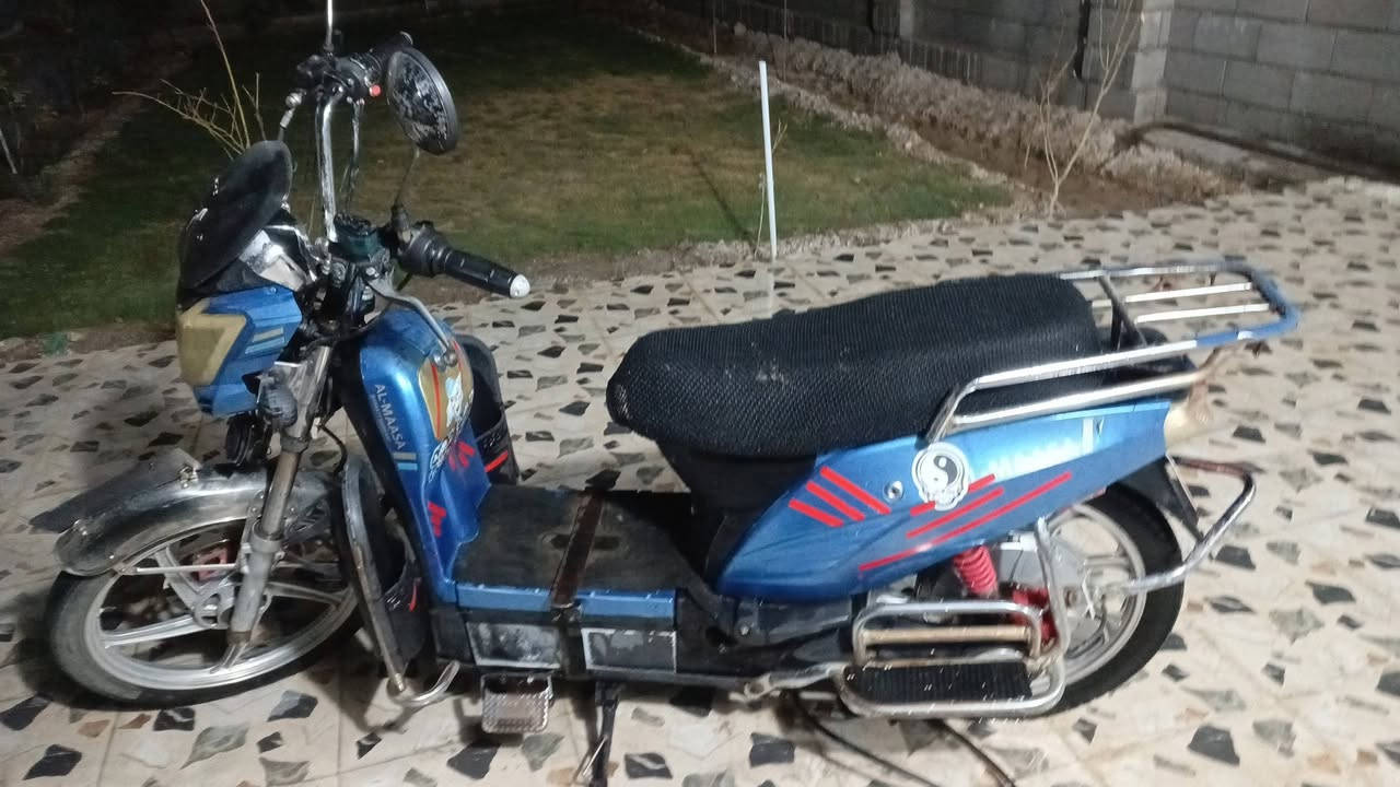 هارلي للبيع السعر ٣٥٠ الاستفسار ع رقم ***********
