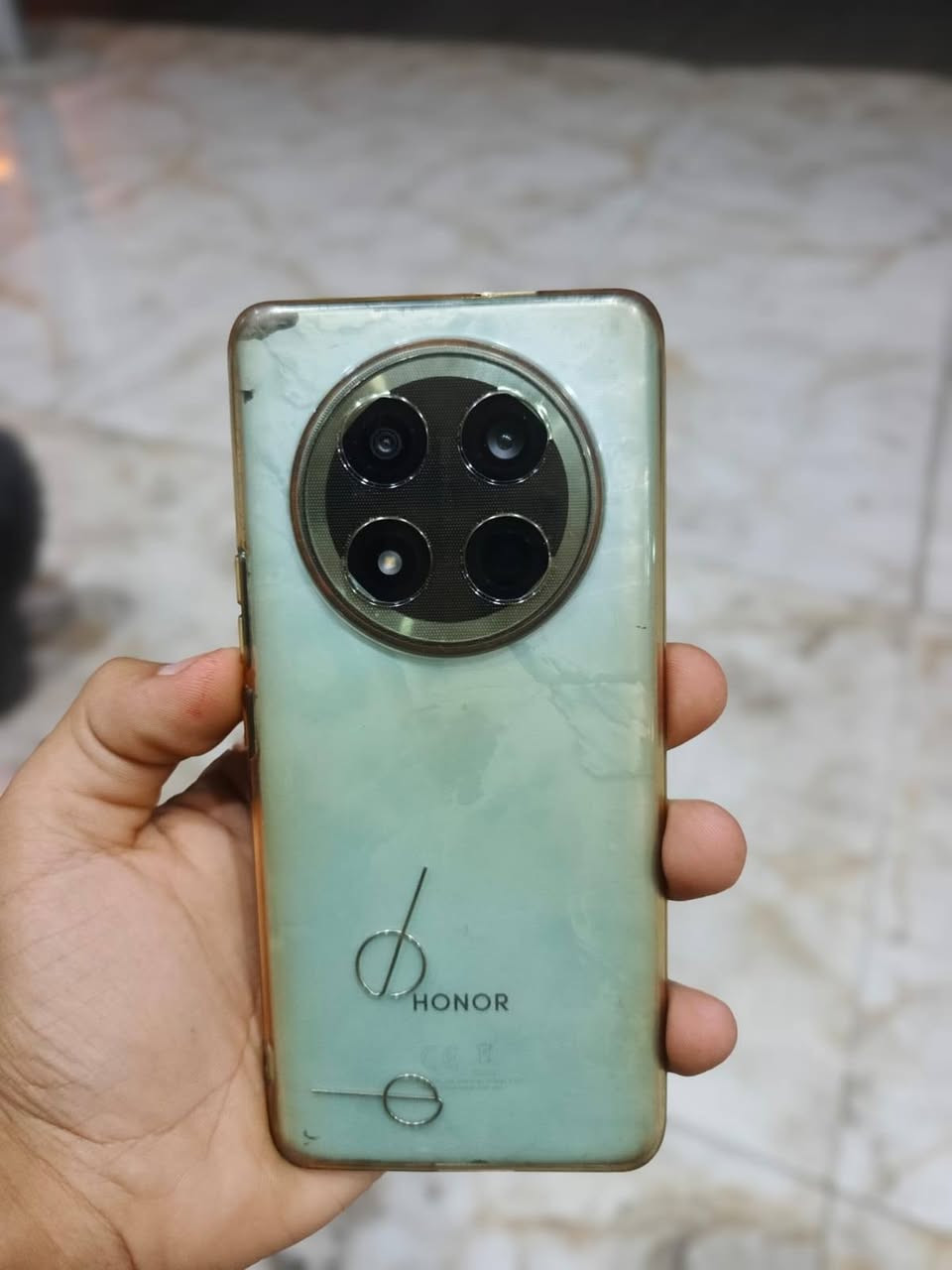 HONOR X9C 256 12+12
سيم كرت عاطل الكامرة الخلفية ما واضحة يعني يراد تتبدل وشاصي بي طخات وضهر من فوك هم طخة بي ادفع سعر عجبني ابيعك متواجد ماسنجر فيس واتساب ***********
