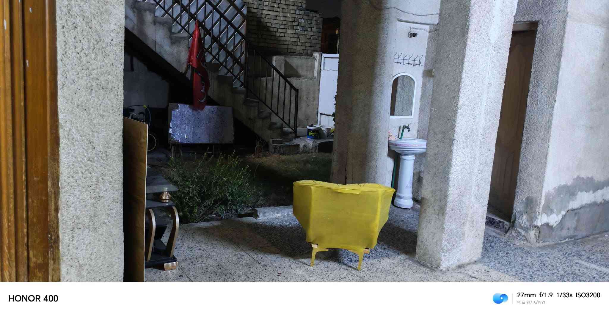 دار للبيع 215.5 متر
الواجهة 10 متر و النزال 21.5 متر
حي اور ال 600 ثالث فرع بعد مطعم الفلسطيني قريب على الشارع العام للاستفسار الاتصال على الرقم ***********

وهاي الصور المرفقة تبين 
5 غرف نوم
هول بالأراضي و مطبخ 3 حمامات و كراج سيارتين و حديقة وغرفتين نوم ومتر وره البيت ترك
الطباق الثاني هول و3 غرف نوم و مطبخين وحمامين ودرج داخلي و أكو درج خارجي يعني باببين

نص مكتوب في الصور:
- HONOR 400 27mm f/1.9 1/17s ISO400 21:16 ٢٤/٠٩/٢٠٢٦
- HONOR 400 27mm f/1.9 1/33s ISO2000 ٢١:١٨ ٢٤/٠٩/٢٠٢٦
- HONOR 400 27mm f/1.9 1/20s ISO4000 21:16 ٢٤/٠٩/٢٠٢٦
- HONOR 400 27mm f/1.9 1/33s ISO3200 ۲۱:۱۸ ۱۴۰۴/۰۹/۲۰۲۶
- HONOR 400 27mm f/1.9 1/50s ISO1250 21:18 24/09/2026
- HONOR 400 27mm f/1.9 1/100s ISO1000 ٢١:٢٨ ٢٤/٠٩/٢٠٢٦
- HONOR 400 27mm f/1.9 1/100s ISO800 ٢١:٢٨ ٢٤/٠٩/٢٠٢٦
