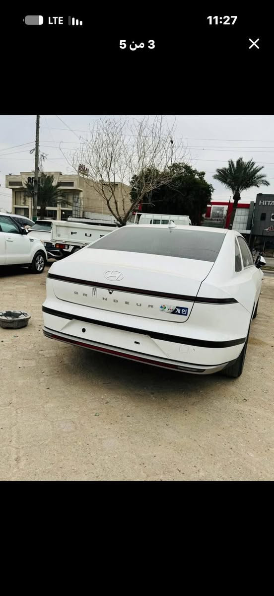 للبيع رقم بغداد  موديل 2024
محرك 6 سلندر  غاز  3500 

تحويل ثاني يوم  داخل اسود  جلد  

العنوان بغداد  شارع فلسطين 

السعر  220      هاتف  ***********

نص مكتوب في الصور:
- 4 من 5
- 3 من 5
- 11:27 5 من 5
- 1 من 5