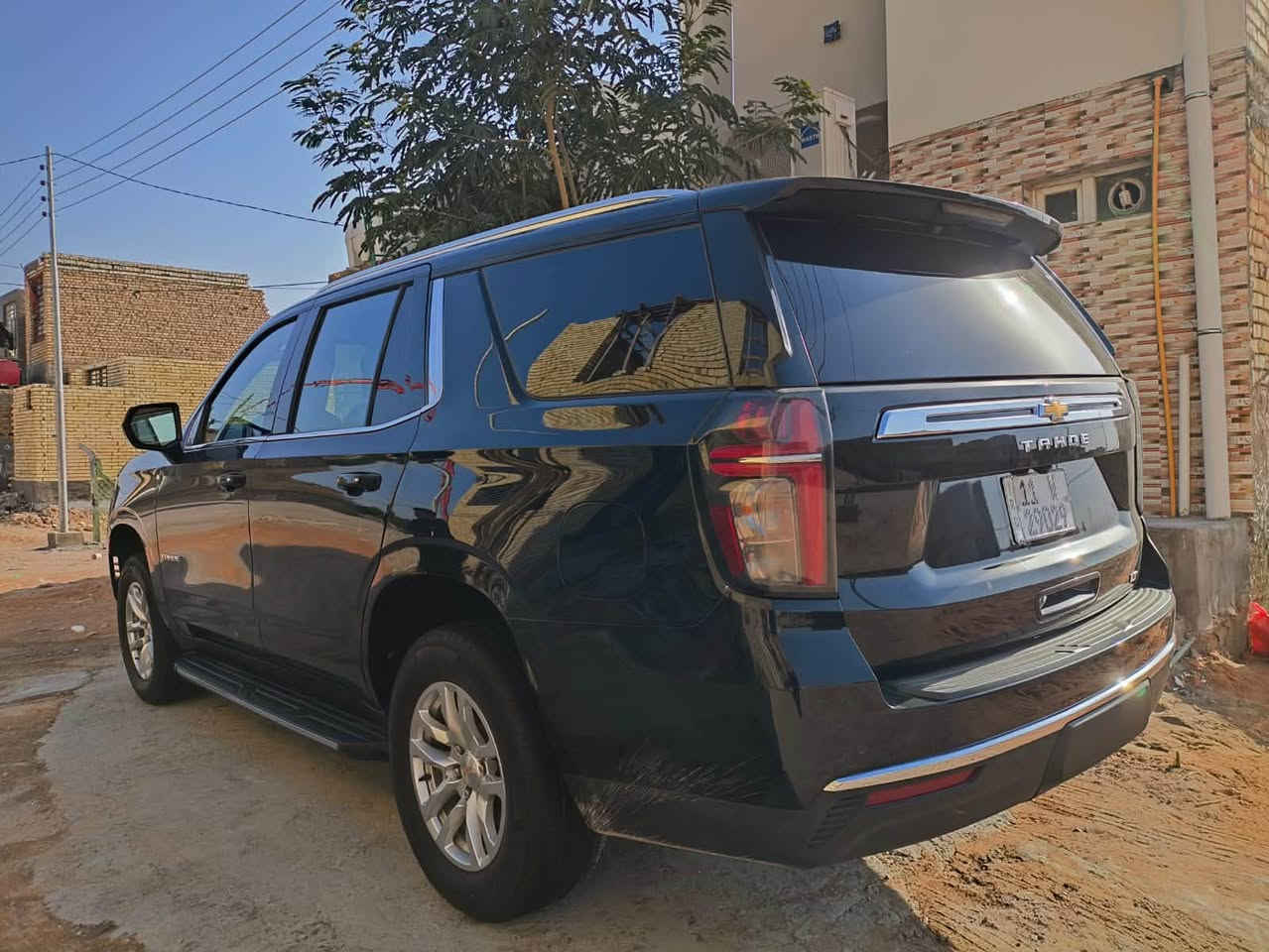 Chevrolet Tahoe LT 2024 

وارد أمريكي 🇺🇲
بجم كبس ✅️ ، ضرر جانبي بسيط
رقم الشاصي مُرفق ✅️:
1GNSCNKD3RR303464

⚙️محرك 8 سلندر 5.3 لتر 

مواصفات Lt: 
شاشة تدعم Apple CarPlay + Android Auto 
كشنات جلد + تدفئة + كهرباء
ستيرن تدفئة
حساسات امامية خلفية 
رادار 
نقاط عمياء 
فرملة طوارئ تلقائية 

ماشية 77.000mi 

مرقم بغداد 
داخلة كتاب شهداء 

للإستفسار
***********
