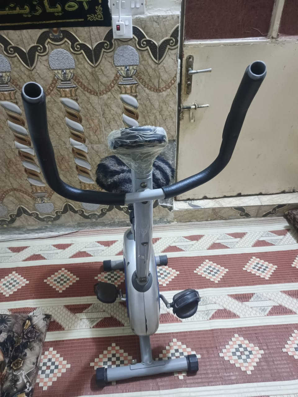 السلام عليكم عندي،ذني الغراض للبيع مثل ما موضح بل صور مكاني كربلاء للتواصل ‏‪***********‬‏ واتساب او اتصال
