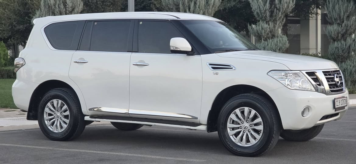 نيسان باترول ٢٠١٢ ١قطعة نوص صبوغ بدون دواخل ماشية ٢٠٦ ك محرك مفتوح بس شرط فحص 
العنوان السليمانية معرض باران 
***********
*********** السليمانية, العراق
