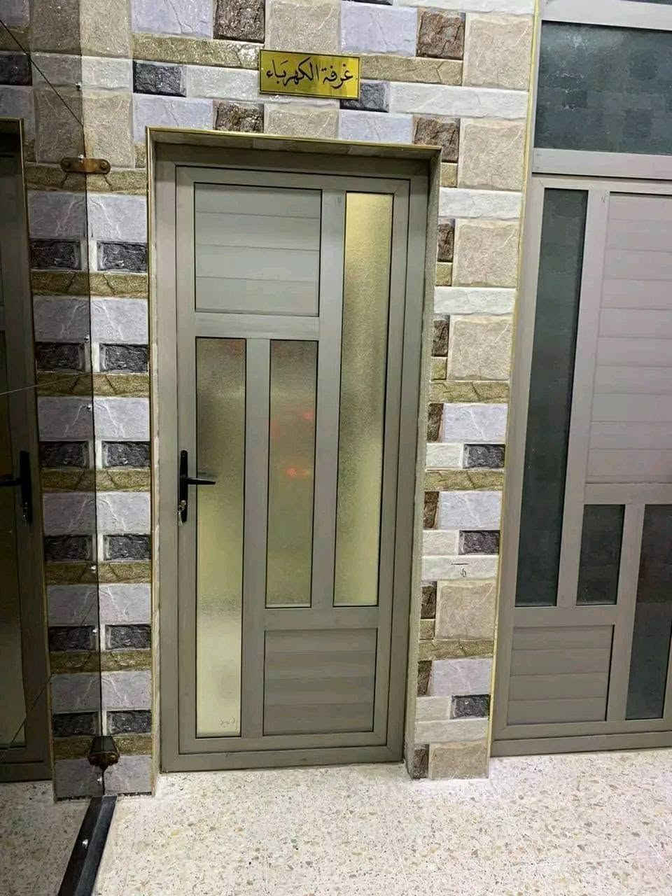 معمل المنيوم الشمس للكاونترات والديكورات الحديثه والابواب والشبابيك والمحجرات😊😊😊
يقدم لزبائنه الكرام ارقى واجمل التصاميم وبأنسب الاسعار ويوجد لدينا استبدال الكاونترات القديمه بكاونترات حديثه مع فرق السعر
ما عليكم سوى الاتصال على الرقم التالي 
*********** واتساب ☎️
العنوان/ميسان قرب /المحموديه /قرب الكنيسه
(((ارضاءكم غايتنه)))
لسنا الوحيدون لكننا الافضل دائماً🧿 عمارة, ميسان

