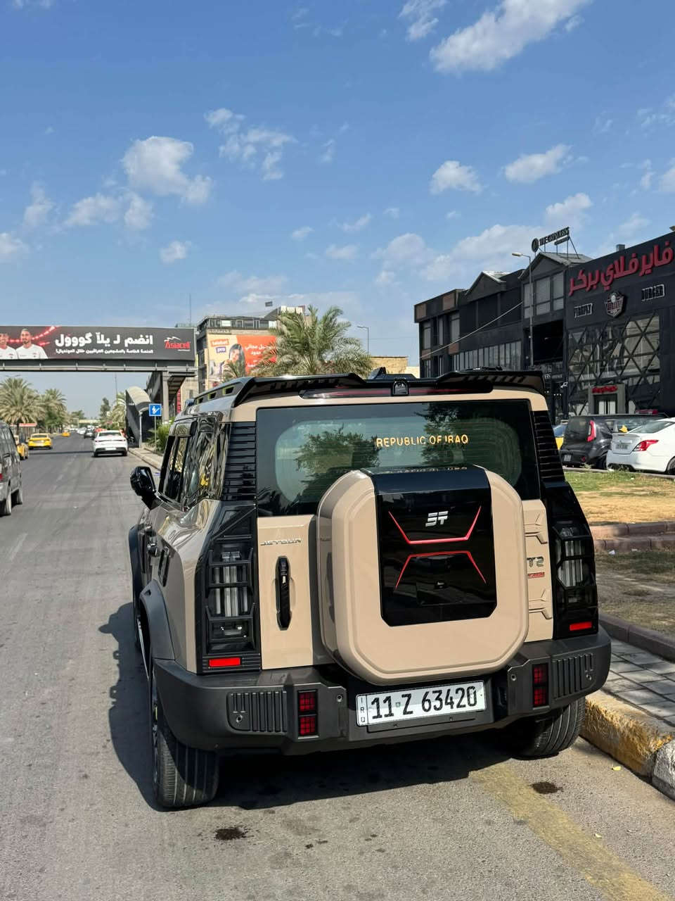 سلام عليكم 

جيتور T2 2025

ماشيه 37 الف 

مواصفات 

محرك 2000 / دبل اكسل 4x4

بصمة دخول/ تشغيل عن بعد

داخل زيتوني 

فتحة سقف بانوراما/داخل جلد كنتارا

شاشة وسطية كبيرة/ عدادات رقمية 

نظام صوتي متطور 12 سماعة من Sony

 انارة محيطية داخلية/ شاحن وايرلس/ ثلاجة

كاميرات 540 درجة/حساسات /قطعتين تبريد

كراسي الأمامية كهرباء/ كراسي مساج/  تبريد كشنات

مثبت سرعة/ رادار/محافظة على مسار/ نظام كبح تلقائي

مانع تصادم/وضعيات قيادة/ويل حجم 20/ مانع انحدار 

نقطة عمياء جانبية/ صندوق شفط/مساعدة صعود مرتفع

انارة الأمامية LED/انارة خلفية LED/شبك امامي LED

اشاير بل مري والمري كهرباء /6 ايرباك/دوسات جانبية

تحكم ستيرن جهتين /شفتات مقود /نظام فرملة اوتماتيك 

السياره فول سستم سوادات مري ويدات بوب وجناح خلفي اسود وبروجكتر امامي تتحكم بي بالريمونت ودرج وشباك حمايه للراديتر 

السعر 38 ونص 
للاستفسار ***********
مكاني زيونه
