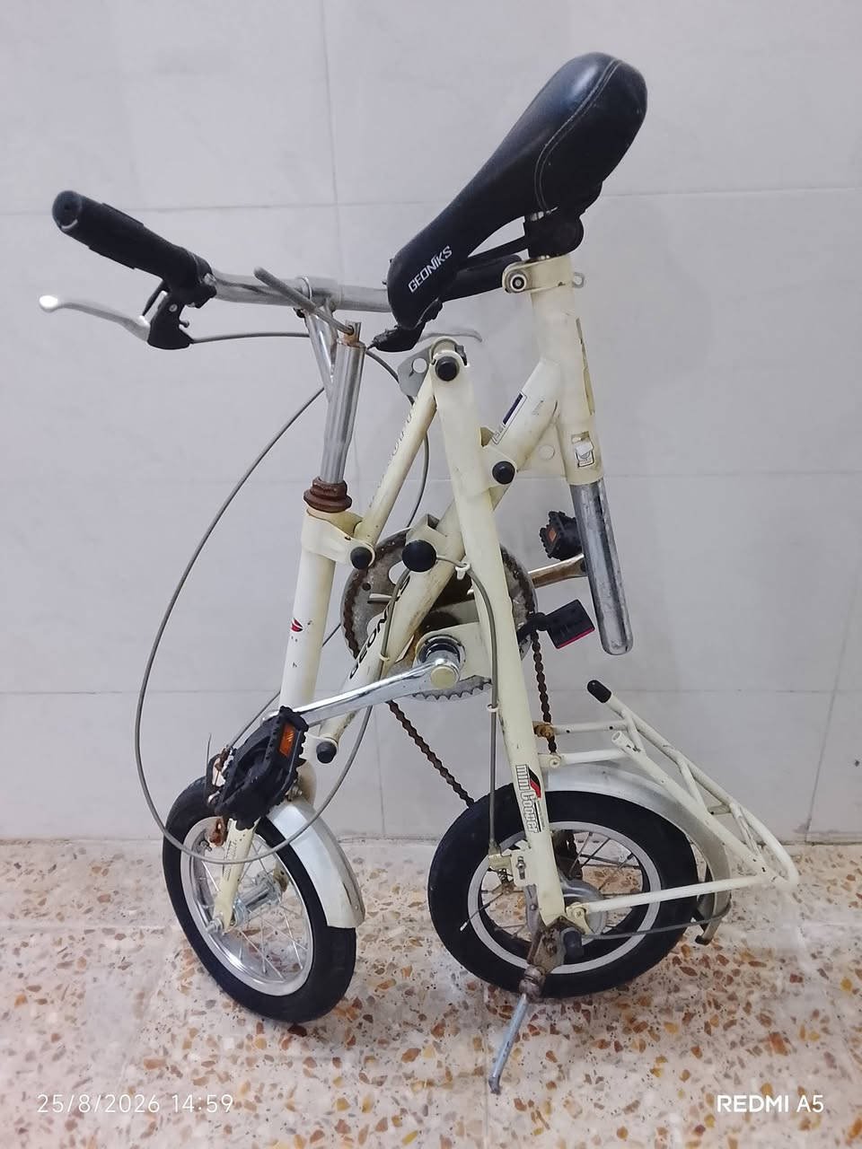 للبيع بايسكل ياباني النظافه جديد مكاني بابل يطبق البايسكل *********** ويتكبر ويصغر
