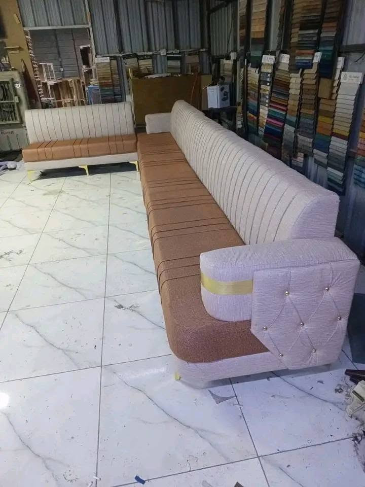 ديوان ١٠ مقاعد • كلاسيك ديسي • توصيل