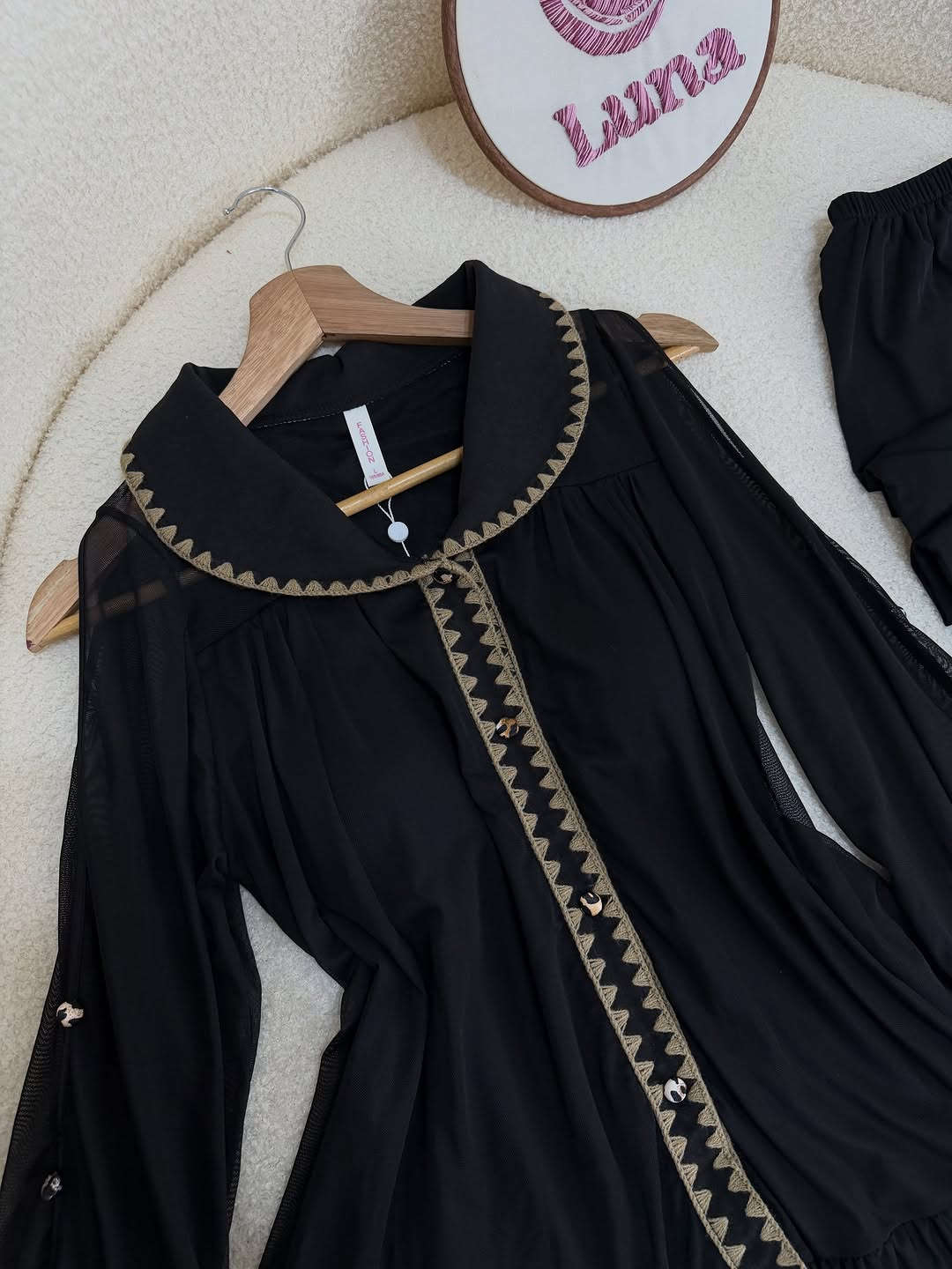 اسود • تول ناعم مبطن • مقاسات M-L-XL-2XL