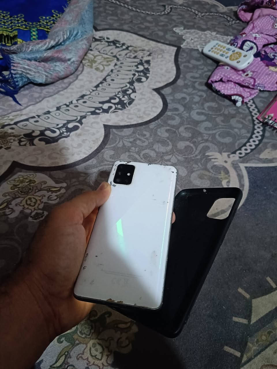 للبيع سامسونك 

A51
ذاكرة 128

بصمه بالشاشه 
شاشه سوبر امولد 
جهاز مواصفات تخبل 
مكفول لا مصلح ولا مفتوح ابد نهائي 
فقط ضهره مشخط غير شي كامل 

السعر 100 قفل 
مكاني بابل 
***********
