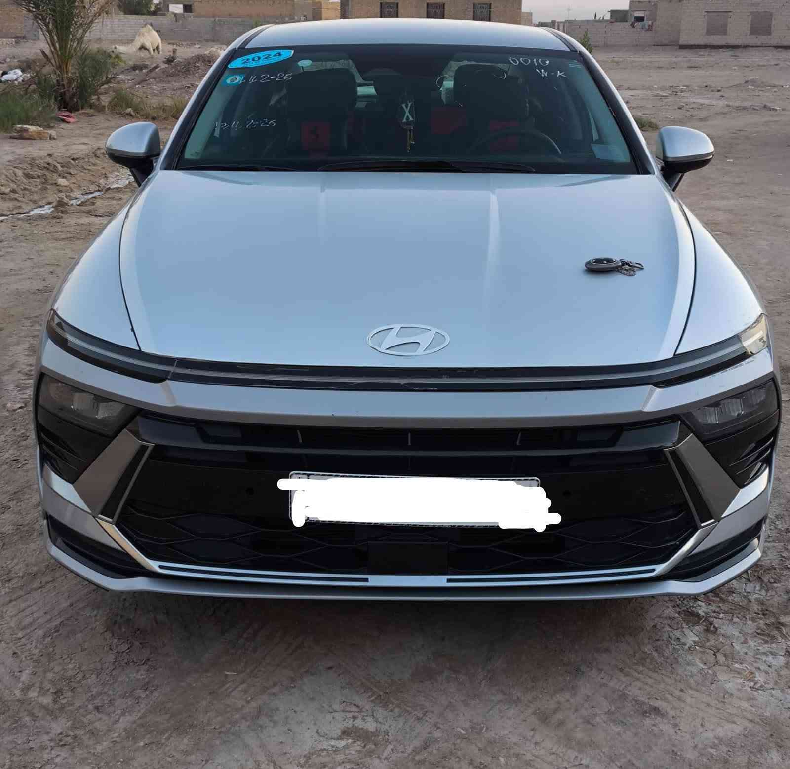 سلام عليكم
للبيع او مراوس 
سوناته موديل 24 
مرقم شهداء مثنى 
وكاله عامه بسم المشتري 
الضرر مقدمه البنيد فقط 
           المواصفات 
بصمه ابواب 
بصمه تشغيل 
شاشه كار بلي 
تحكم استيرن 
قياده ذاتيه 
صندوق ذكي 
كير تعليك 
محرك 2500
كشن كهربائي 
كشن تدفئه تبريد 
 السعر 171 وبيه مجال 
( وبعد بيه مواصفات)
***********
