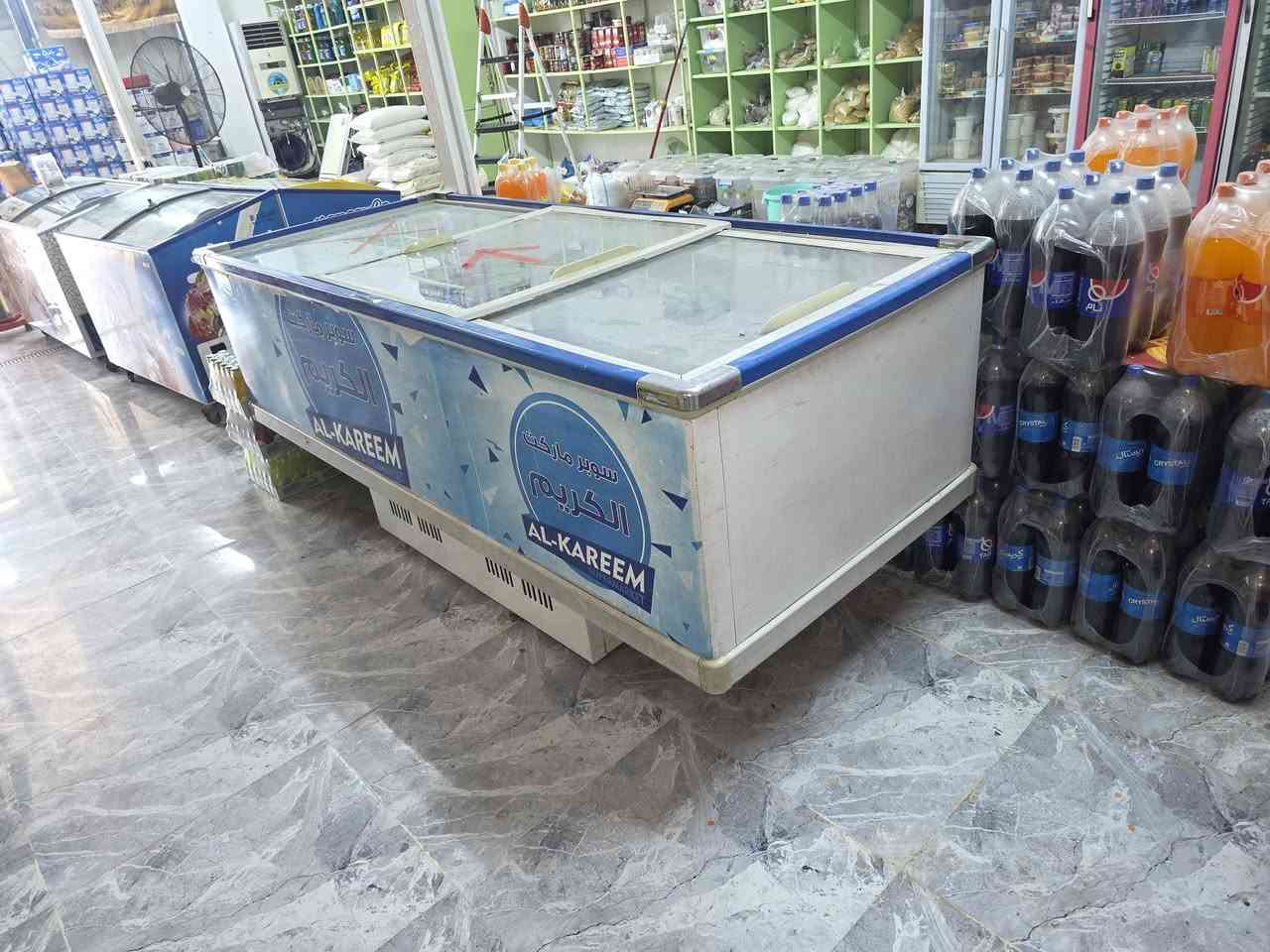 مجمده طرحيه كبيره ٢م٢٥طول 
عرض٩٥سم دبل ماطور تركي اصلي ما مفتوح
المكان واسط الدجيلي السعر١١٠٠ مليون وميه
***********

