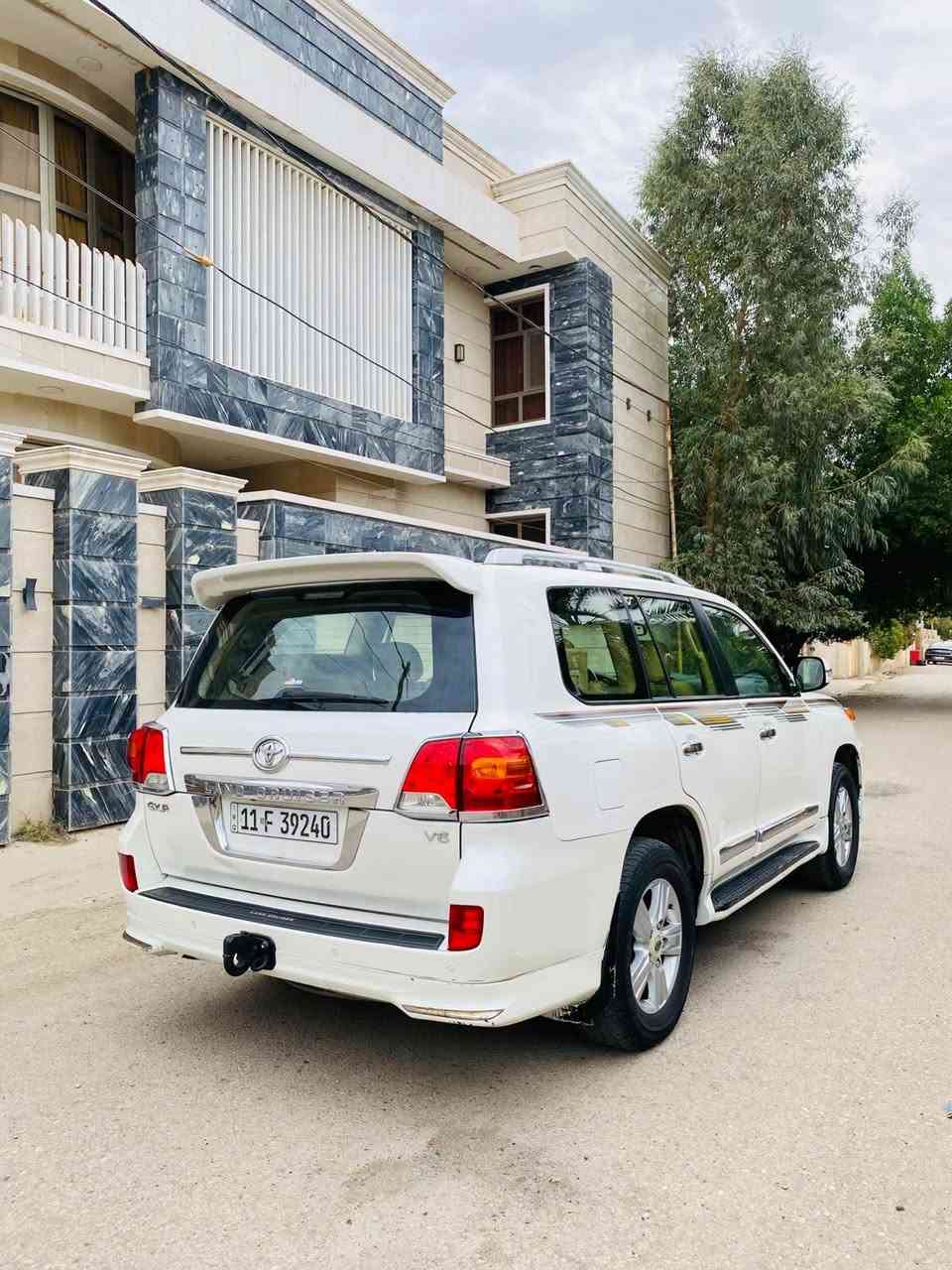 لاندكروز • ٢٠١٢ • رقم بغداد