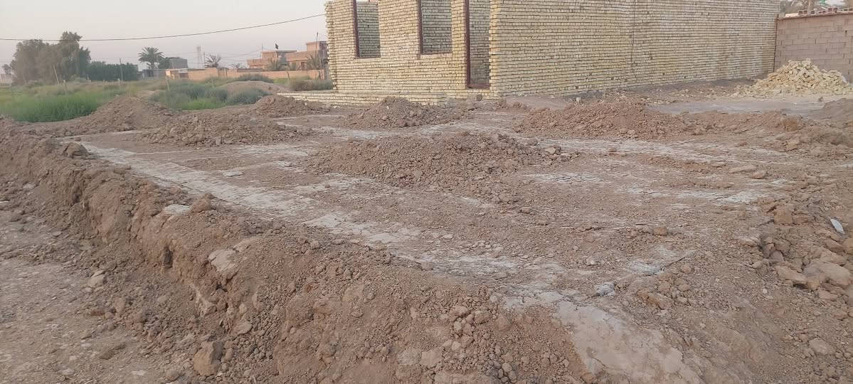 بتلو للبيع التفاصيل داخل الصور

نص مكتوب في الصور:
- ابو منتظر القريشي
- ٢٨ يوليو .
- كروب بيع وشراء في ناحية الحفرية ( تاج الدين ...
- ابو منتظر القريشي ٢٢ يوليو .
- قطعة مساحة ٢٠٠ متر بيها رباط يتكون من غرفتين نوم ٥×٤ وصالة ٦×٤ وغرفة الخطار ٦×٤ الموقع ورة بيت عوين قريب عل الشارع للتفسار اتصال عل الرقم ***********