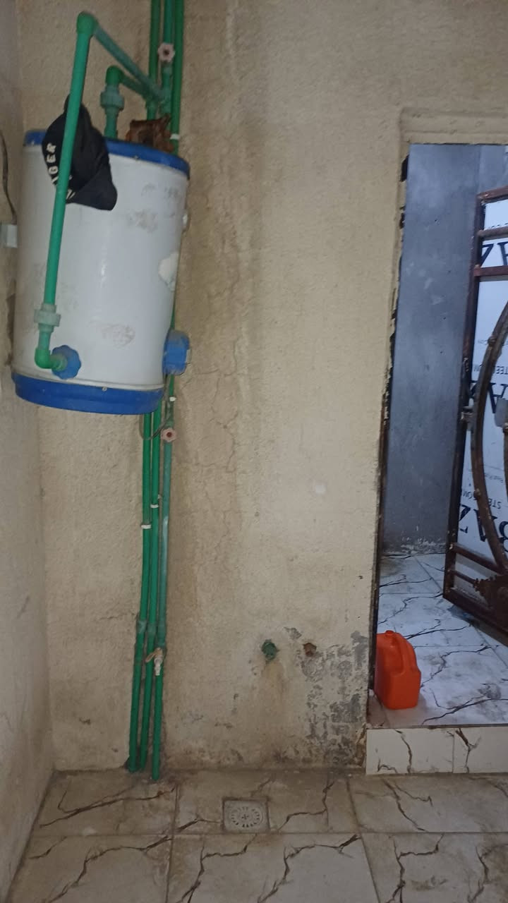 بيت للإيجار • حيانية • شارع لقاد