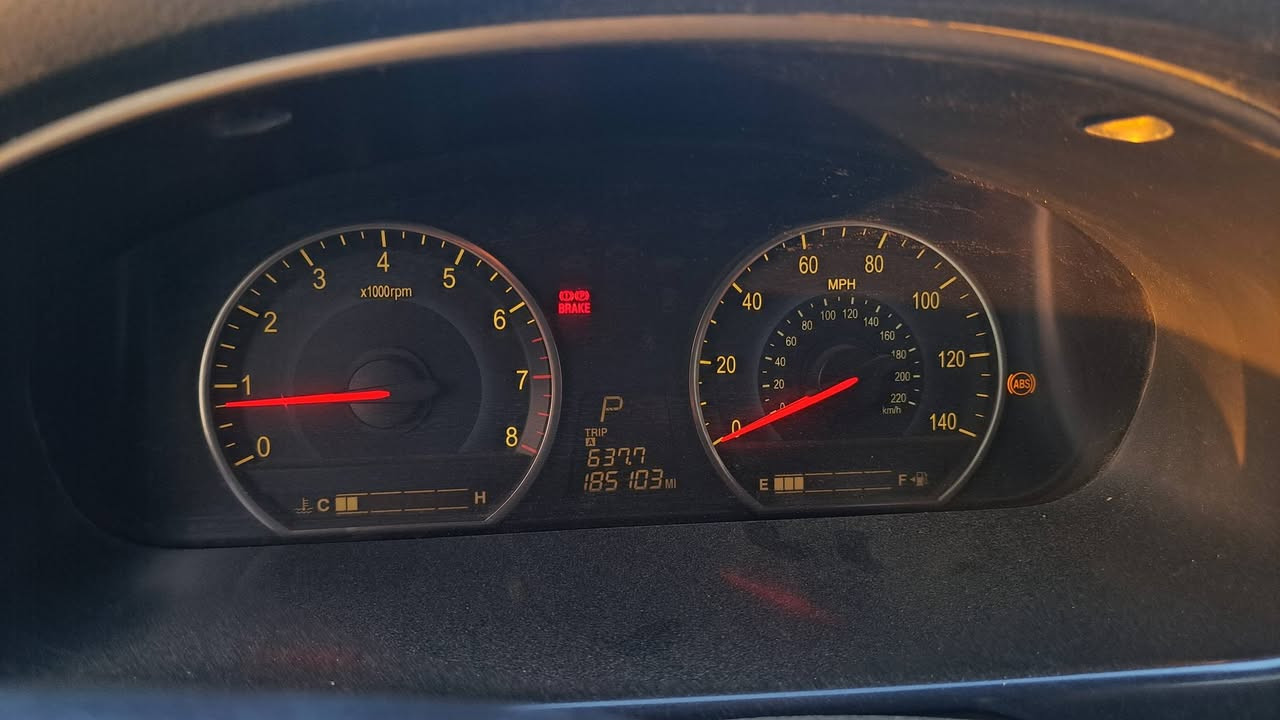 كيه اوبتمه 2007 مكفوله من الضربه والتبديل 
سياره جديده كلش  حزام جماليه ..ماشيه 180...

 فول مواصفات تبريد كشنات  
بصمه مفوله 

مكينه او كير كارتون2700 اقتصاديه  ما تصرف 
 
مصفره غرامات سياره مال موضف مال بيت جديده 

*********** شراي يتصل  سعره مناسب 
90 وبيه مجال ....
