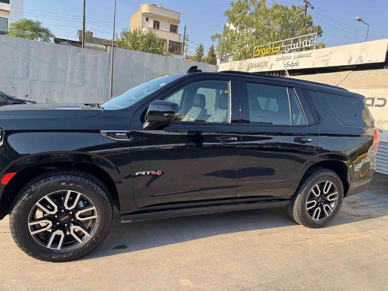 يوكون AT4 • ٩٥٠٠٠ كم • فل اوبشن