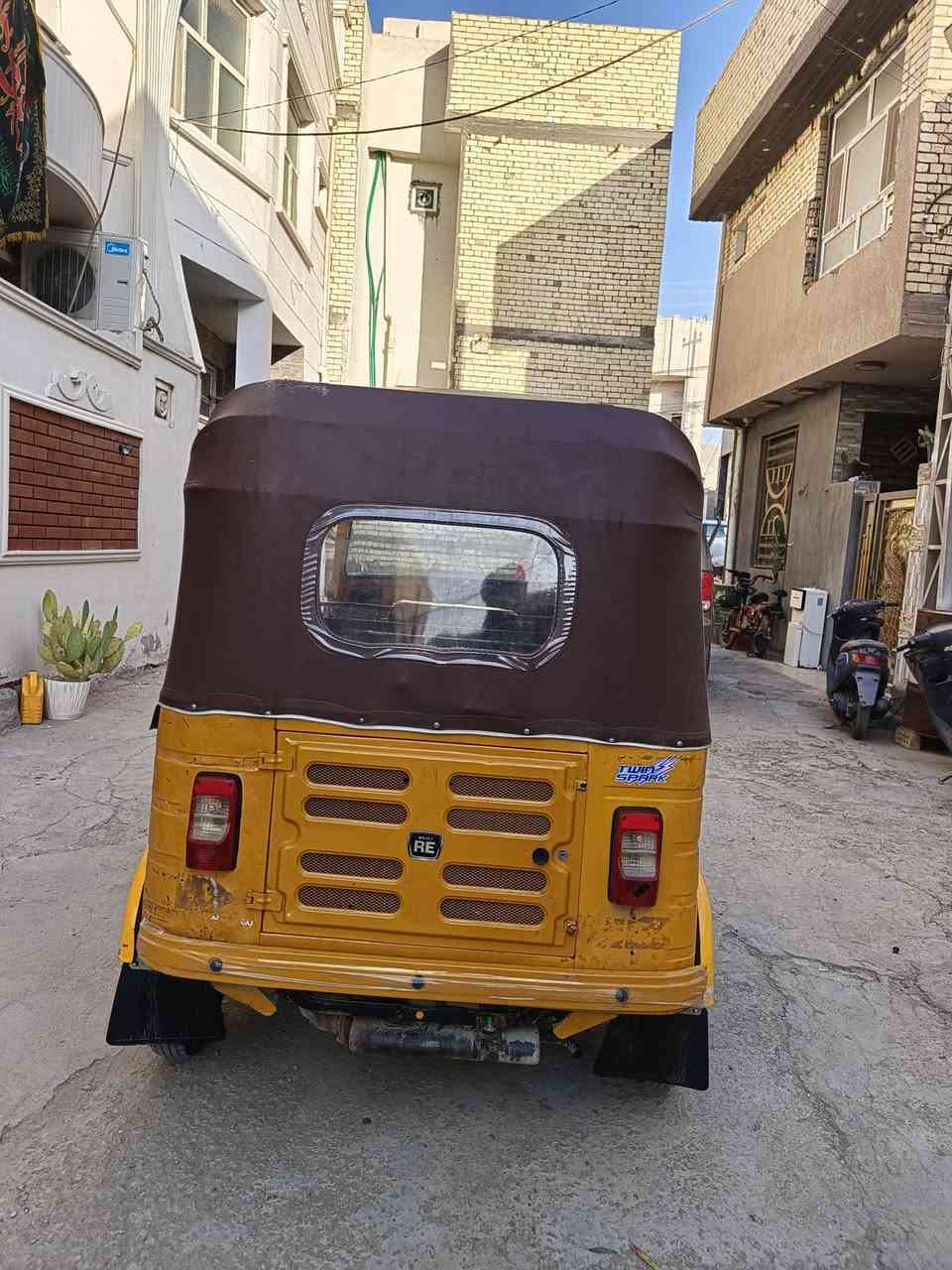 تيك توك موديل 20 رقم خمس ملايين و800 وبيها مجال***********
