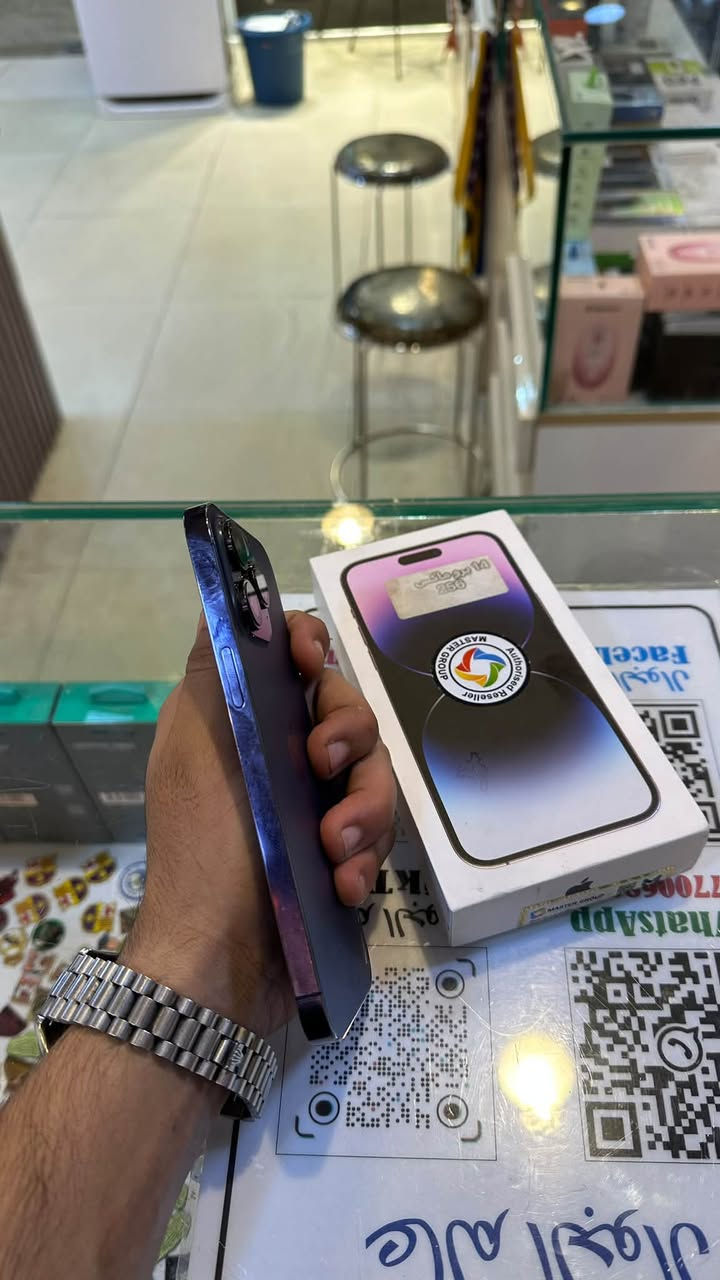 آيفون ١٤ برو ماكس • ذاكرة ٢٥٦ • بطارية ٨١٪