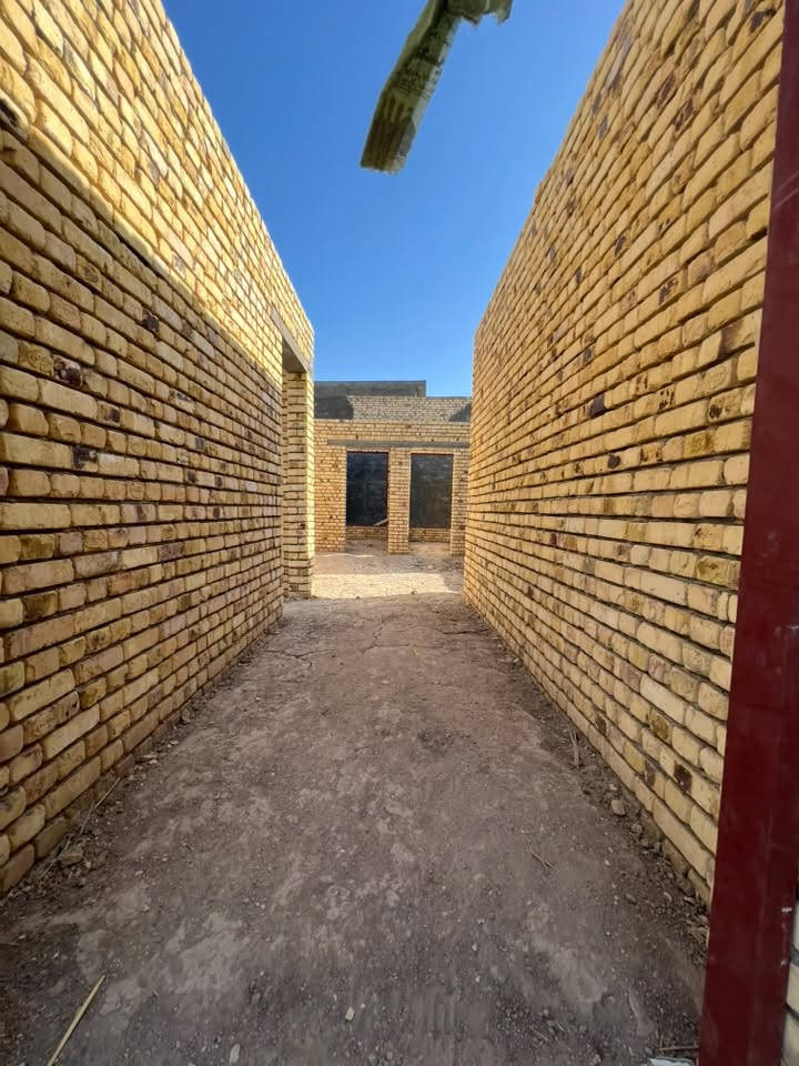 دار 🏠 للبيع   زراعي
الموقع شارع حجيً شاكر ربيانه 
المساحه 300
الطابق الارضي غرفتين وصاله واستقبال ومطبخ وحمام 
البناء طابوق 
للاستفسار اكثر مراسله الصفحه او الاتصال على الرقم ***********
