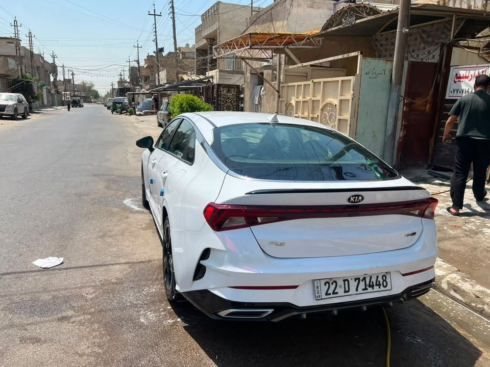 السلام عليكم
كي فايف  احلى من الصور حادثها موضح وسونار مرفق للبيع فقط
وارد امريكي مكينة وكير مكفولة رقم اربيل شرط تحويل   
موديل ٢٠٢١
ماشيه ٧٨ الف
مكاني الدورة ابودشير
غير متواجد عل فيس السعر ١٦٠ وبيها مجال بسيط 
رقم واتساب
لاتصال 
***********
