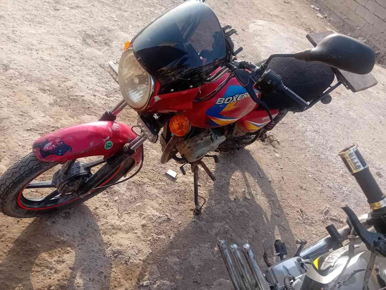 بوكسر • نضيفه • كهرباء شغاله