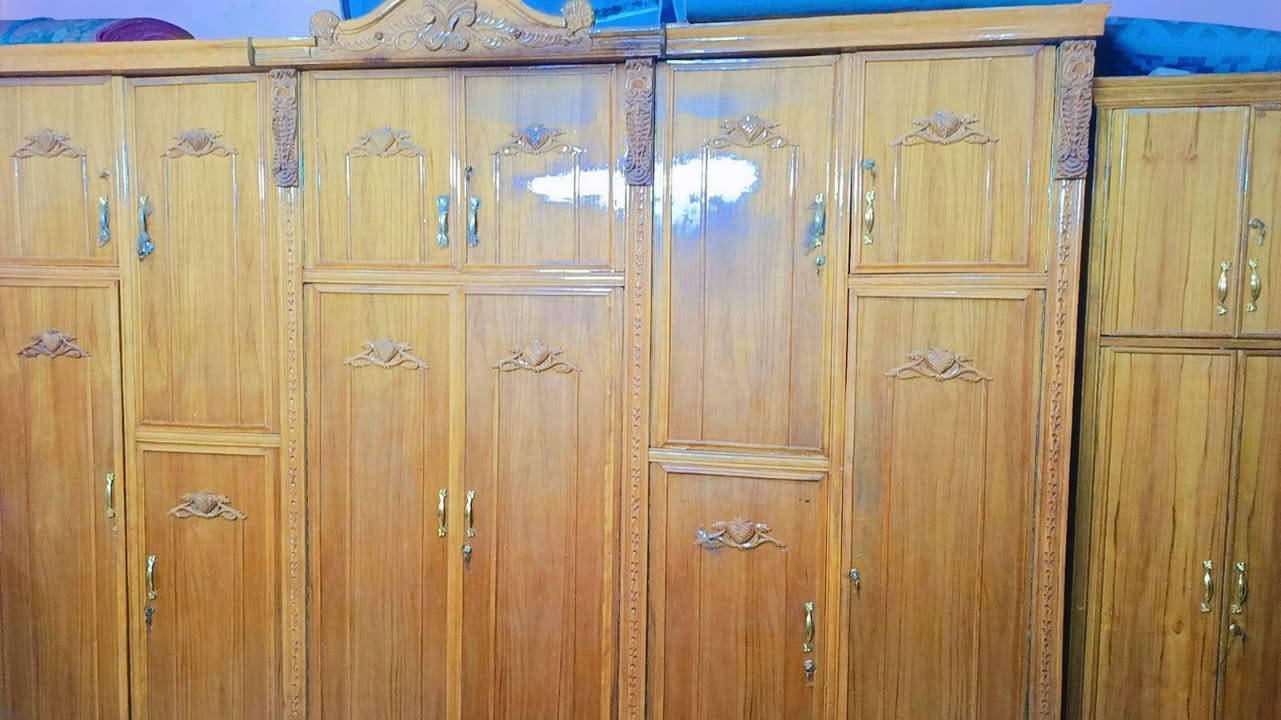 غرفه صاج عراقي مفصله تفصال مليون ونص قبل سنه هسه محتاج ورد ابيع ب700بياعه شرايه لاتخابر اصلن عنوان مدينه صدر ***********

