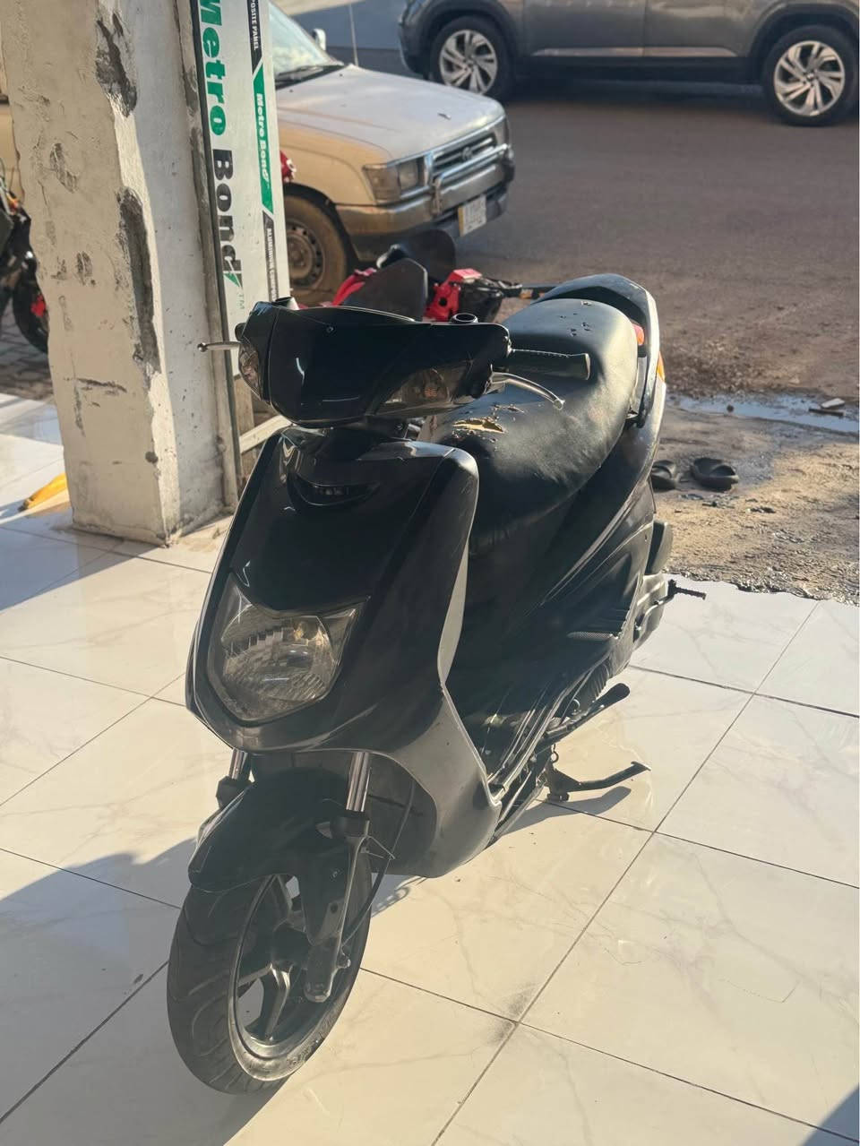 للبيع سكنس نثيه 
دراجه فول مرتبه على اخر حبه 
مكينه مبدل بيهة لاستيك ولف فقط 
عنوان ديالى بعقوبه 
*********** بعقوبة, ديالى

