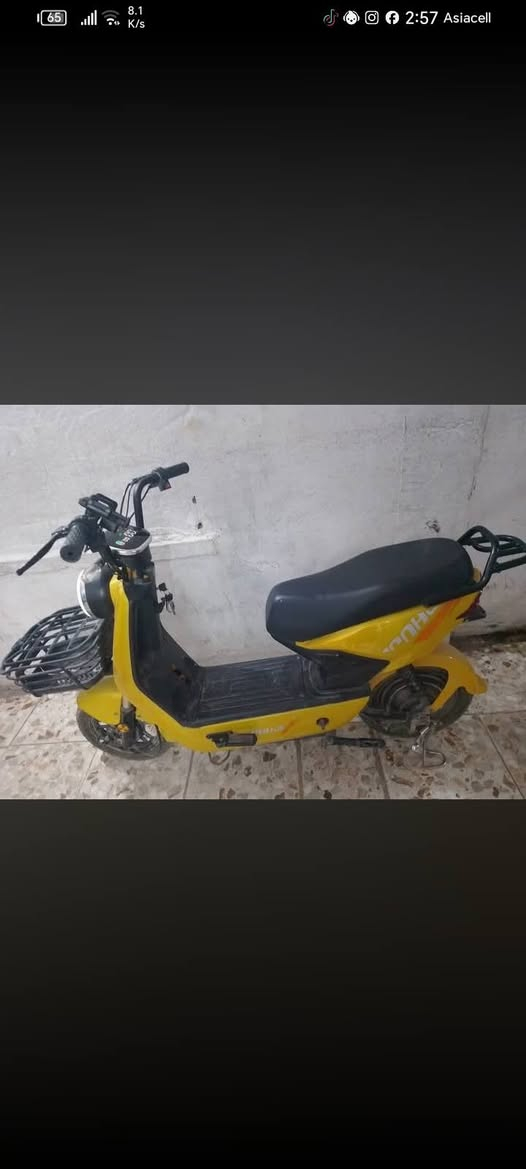 دراجه شحن للبيع تجي 5بطاريات والبطاريات نضيفه قبل 4 اشهر من مبدل بطاريات تجي وتشوف نضافه بعينك مكاني بغداد الاسكان السعر 280 وبي مجال وهذه رقمي واتساب ***********
