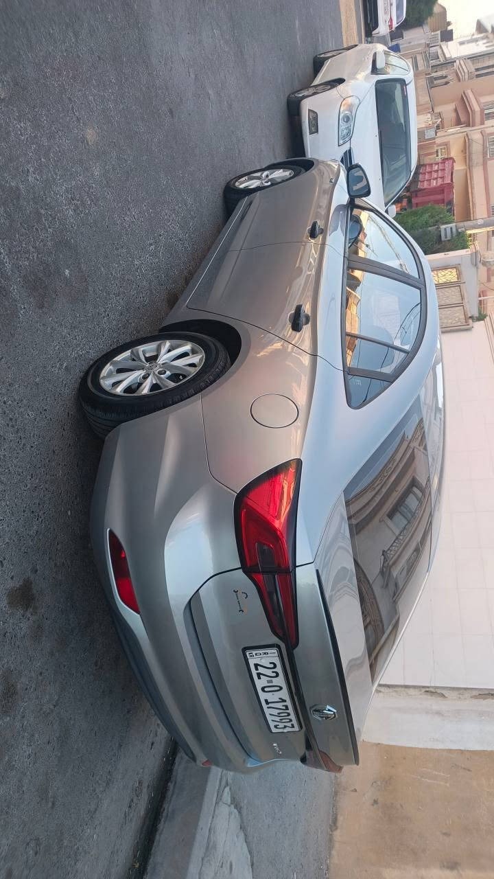 Mg5 2023دووبارجةي بةس بةخة  ستاندةر پلاس هةموو شتةكي بةشةرت 90 وةرقةومةجالةكي زؤر كةم أربيل, العراق
