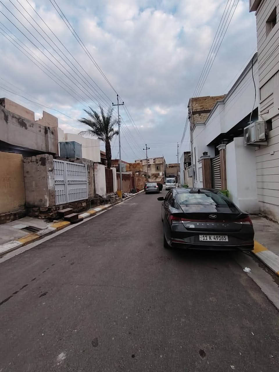 بيت للبيع في الأنبار – الفلوجة / حي العسكري

✔️ يرهم للسكن أو الاستثمار حسب رغبة المشتري.

📍 الموقع: حي العسكري
📐 المساحة: 200م²
📃 طابو صرف – سند تحويل ملكية باسم شخص واحد.
🏠 البناء: قديم – طابق واحد.

🔹 استقبال
🔹 صالة
🔹 غرفة واحدة
🔹 مطبخ
🔹 منور
🔹 صحيات

💰 السعر: 165 مليون دينار

📞 للاستفسار:
***********
***********

📍 موقعنا: الفلوجة – الأنبار
📲 للمتابعة والتواصل: تابع الصفحة أو راسلنا خاص حتى نعرض لك العقار المناسب مباشرة إذا تحب تعرض عقارك للبيع أو الإيجار، راسلني الآن.

#عقارات_الفلوجة #بيع_وشراء #فلوجة #عقار_للبيع

#الفلوجة #الأنبار #عقارات_الفلوجة #عقارات_الأنبار

