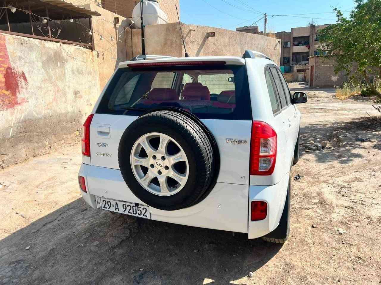 سلام عليكم (تيكو موديل 14 رقم واسط  سياره جديده ممتعوبه محرك برغي ممفتوح بي  كير كذالك  سياره طالعه من شركه ب ٢٠٢٠ مستلميها تحويل مباشر سياره كفاله من صبغ عدا هاي الطخه الي بجاملغ الاماي  ماشيه 76 الف السعر ٧٢ بيهه مجال مكان سياره واسط مركز المدينه ***********
