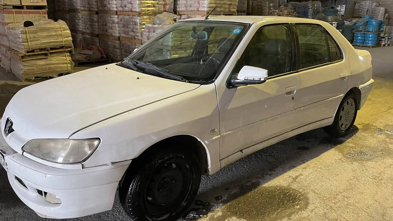 السلام عليكم
للبيع بيجو 306
موديل 2002
رقم بغداد انكليزي
كير و محرك نظيفات
ادامه كامله
تخم تايرات جديد
باتري جديد
تبريد شغال
مصبوغه احزام للجماليه
السعر 38 ورقه وبيها مجال
للتواصل ***********
