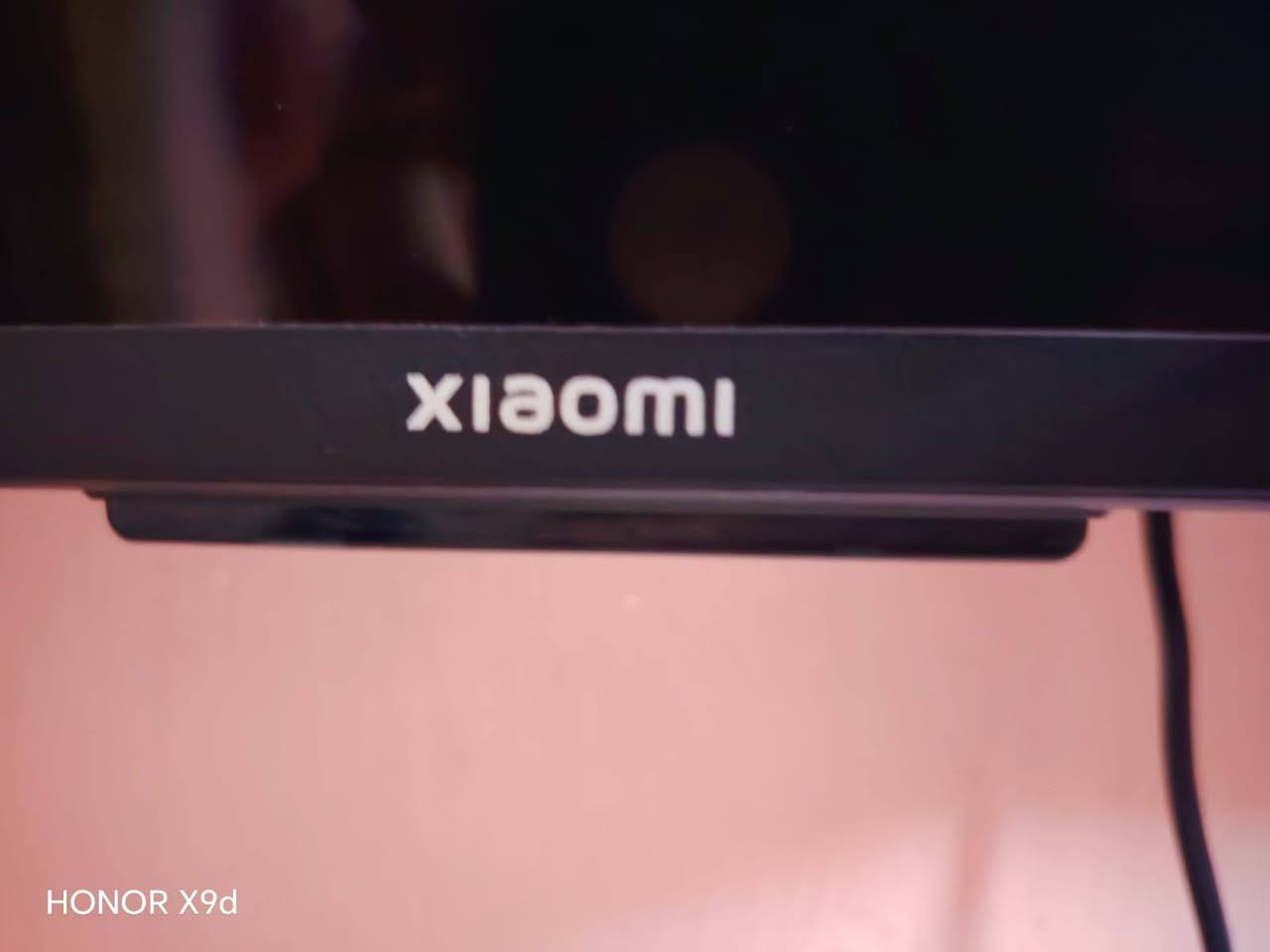 بلازما شاومي لحجم 50 4k السعر 325 وبي مجال***********

نص مكتوب في الصور:
- HONOR X9d