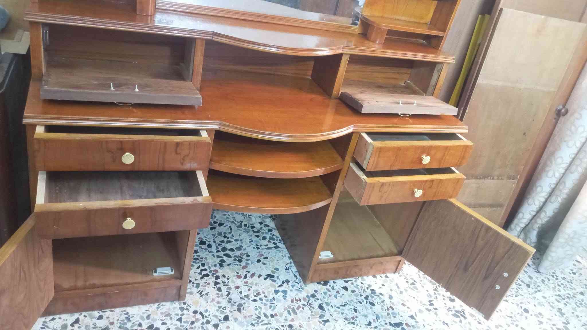 ميزتواليت صاج تزكام مستعمل ارتفاع متر عرض متر و50 سم عمق 40 سم السعر 150 وبي مجال العنوان بغداد حي الإعلام سوق اميمه  حي الشباب نهايته الشارع فرع ماركت فريش موبايل عراقنا وتساب بي 
*********** 
***********
يوجد توصيل غير مجاني داخل بغداد فقط
