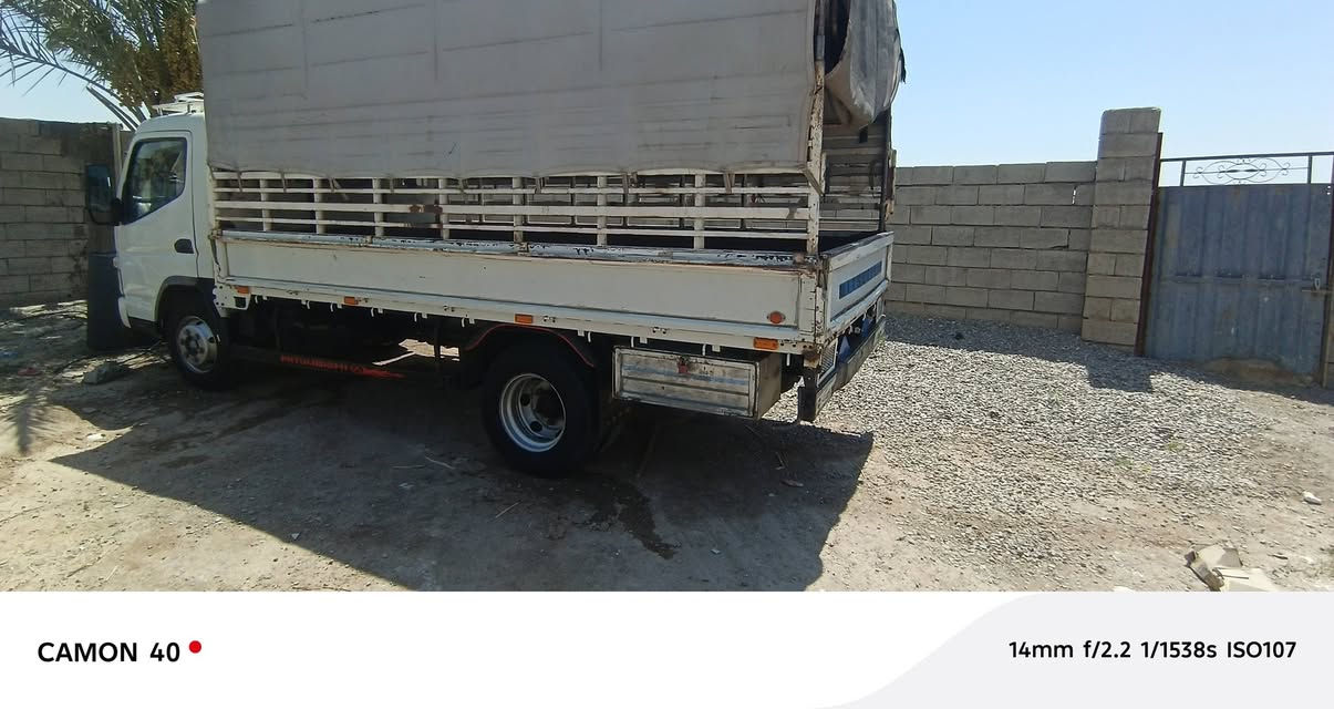 السلام عليكم كنتر للبيع ٢٠٠١١ نضيفه كلش السعر ١٨٥  بيها مجال للاستفسار على هاذا رقم ***********
