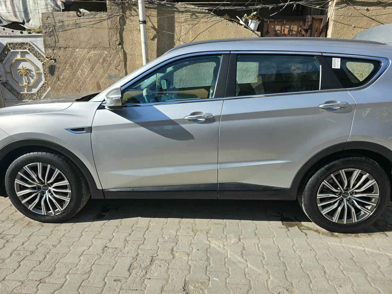 جيتور X70 puls لكجري سيارة فول مواصفات موديل 2023 كامرات 360 درجة
سيارة ماشية 47 
تحكم ذاتي
تحديد مسار
حجم الاطار 19
اربعة انظمة قيادة
بصمة ابواب 
أشارة مري 
نقطة عمياء 
داخلة ضمان شركة هارلم 
مليون كليو متر او 10 سنوات
ماعداً ضرر بسيط في باب الصدر 
للاستفسار الاتصال على الارقام
***********
***********
