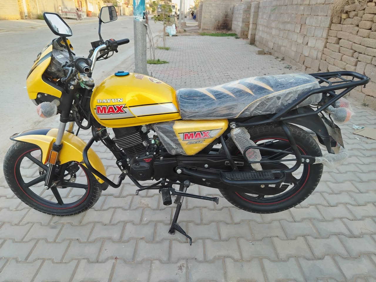 للبيع دايوان 23وفيوم20  العنوان دجيلي رقم ***********@
@
